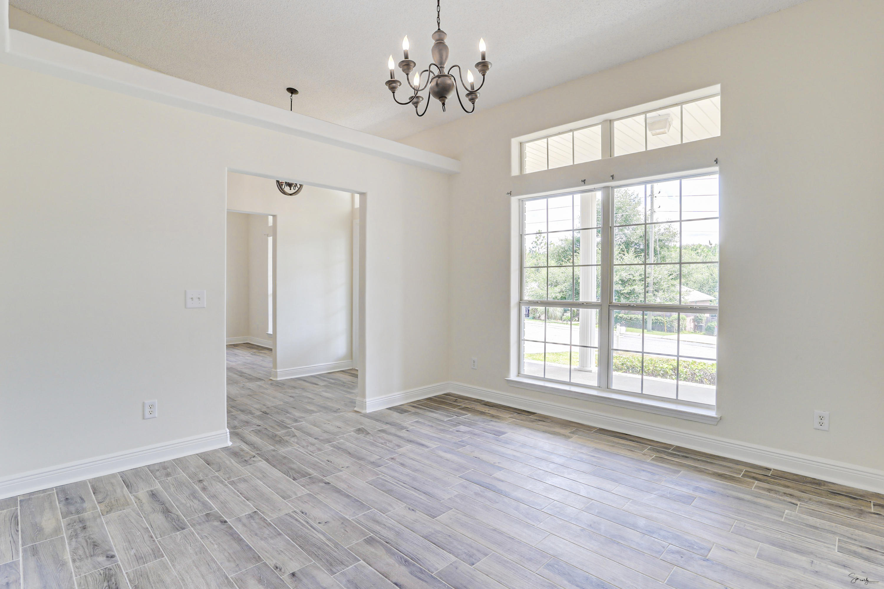 FOX VALLEY - Residential