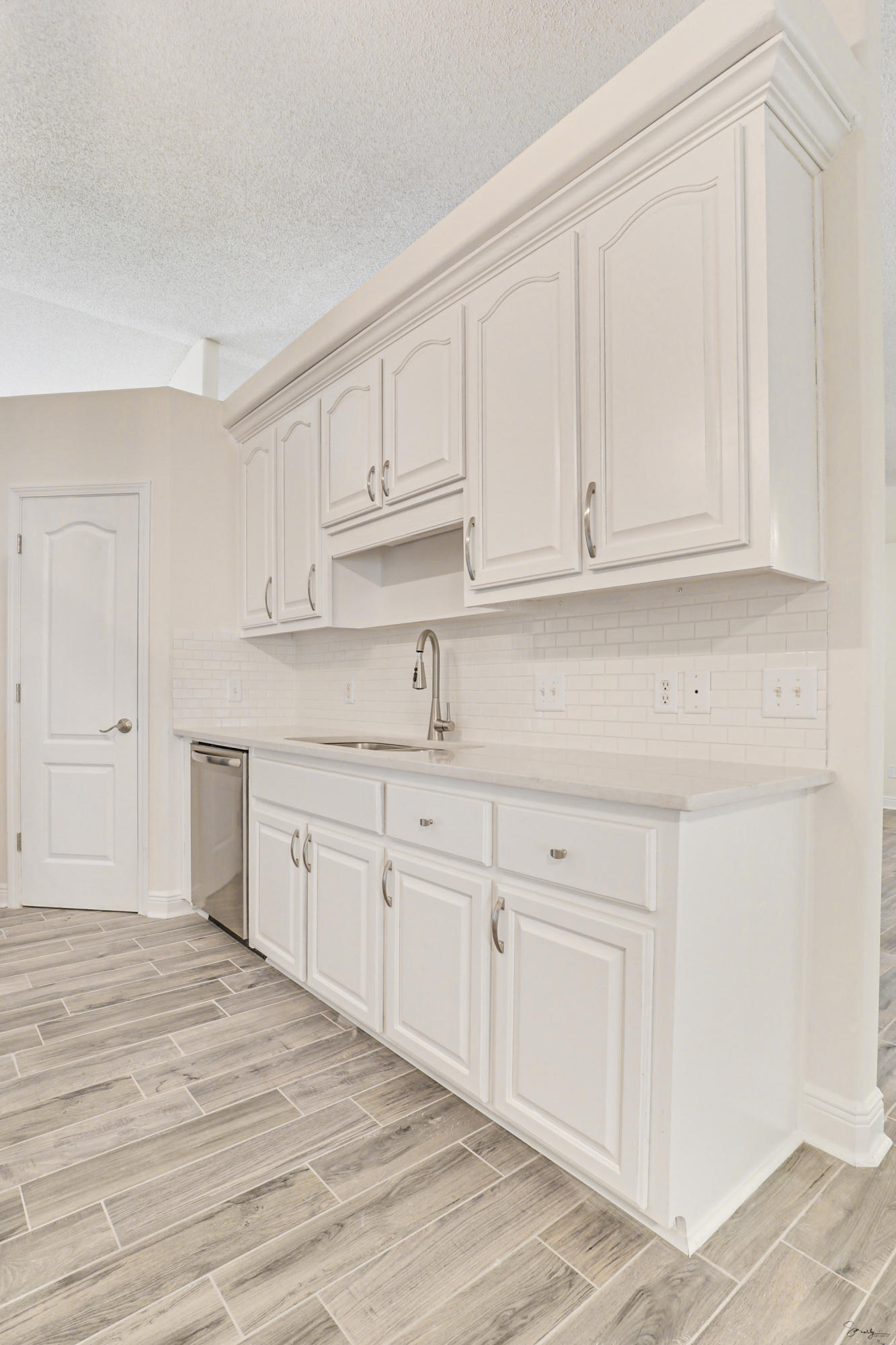 FOX VALLEY - Residential