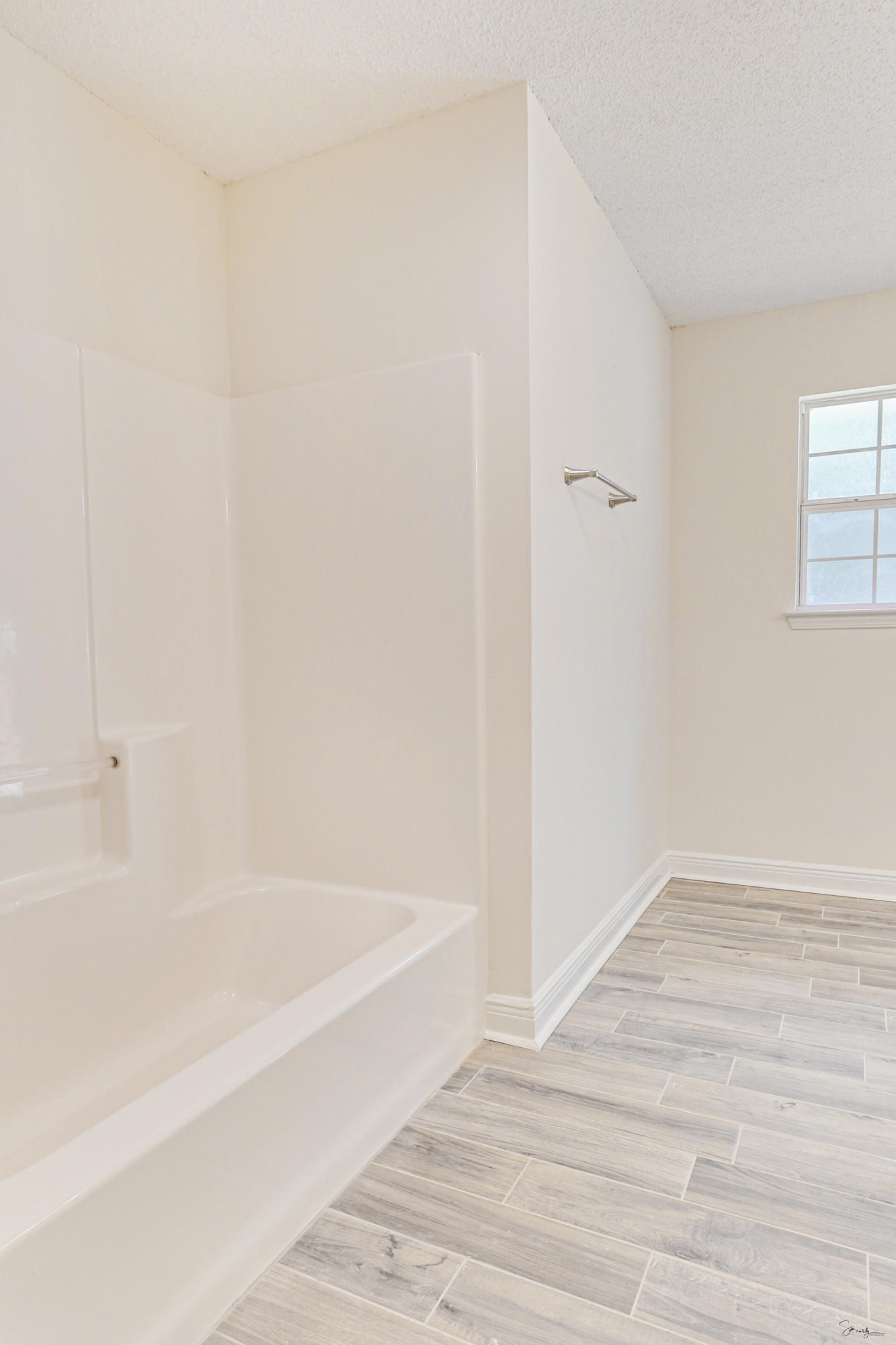 FOX VALLEY - Residential