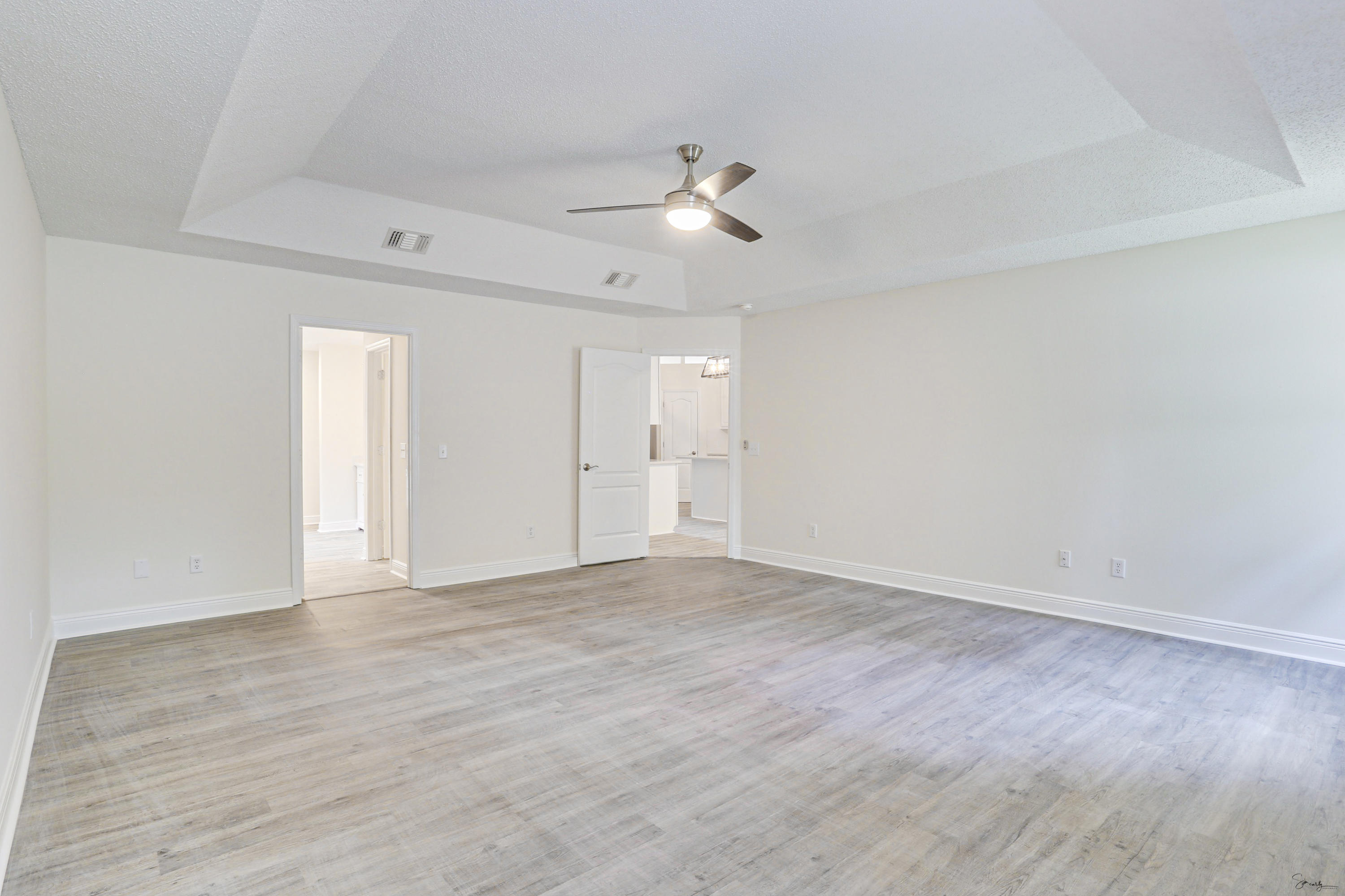 FOX VALLEY - Residential