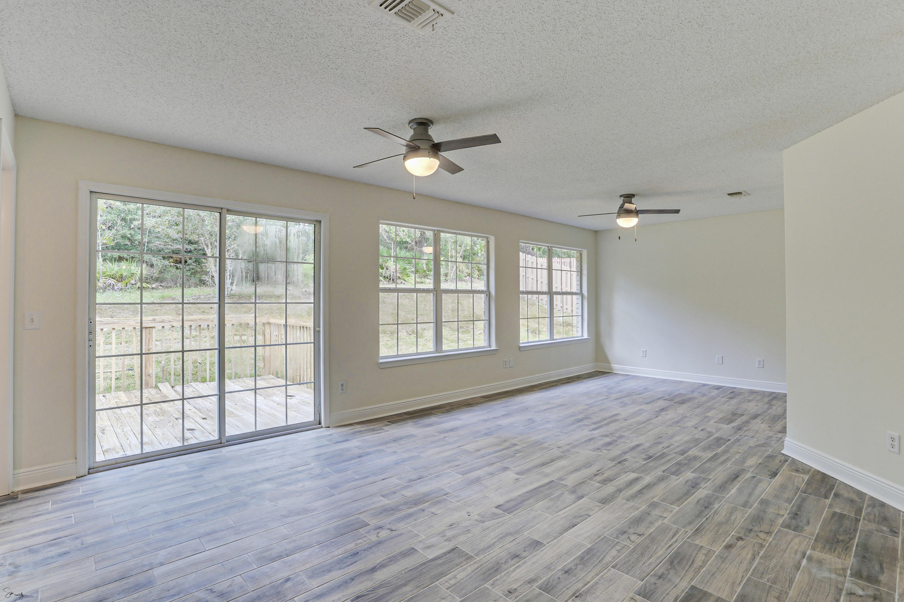 FOX VALLEY - Residential