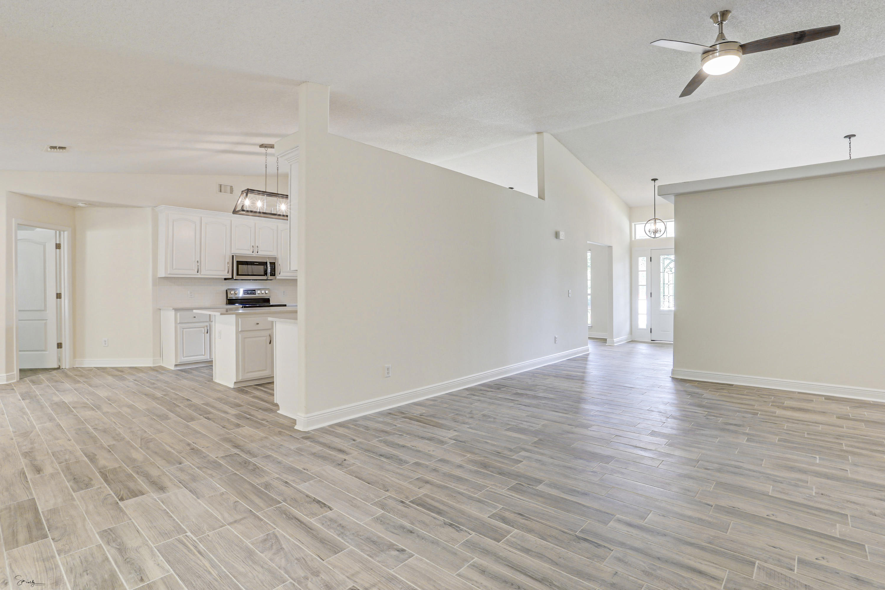 FOX VALLEY - Residential