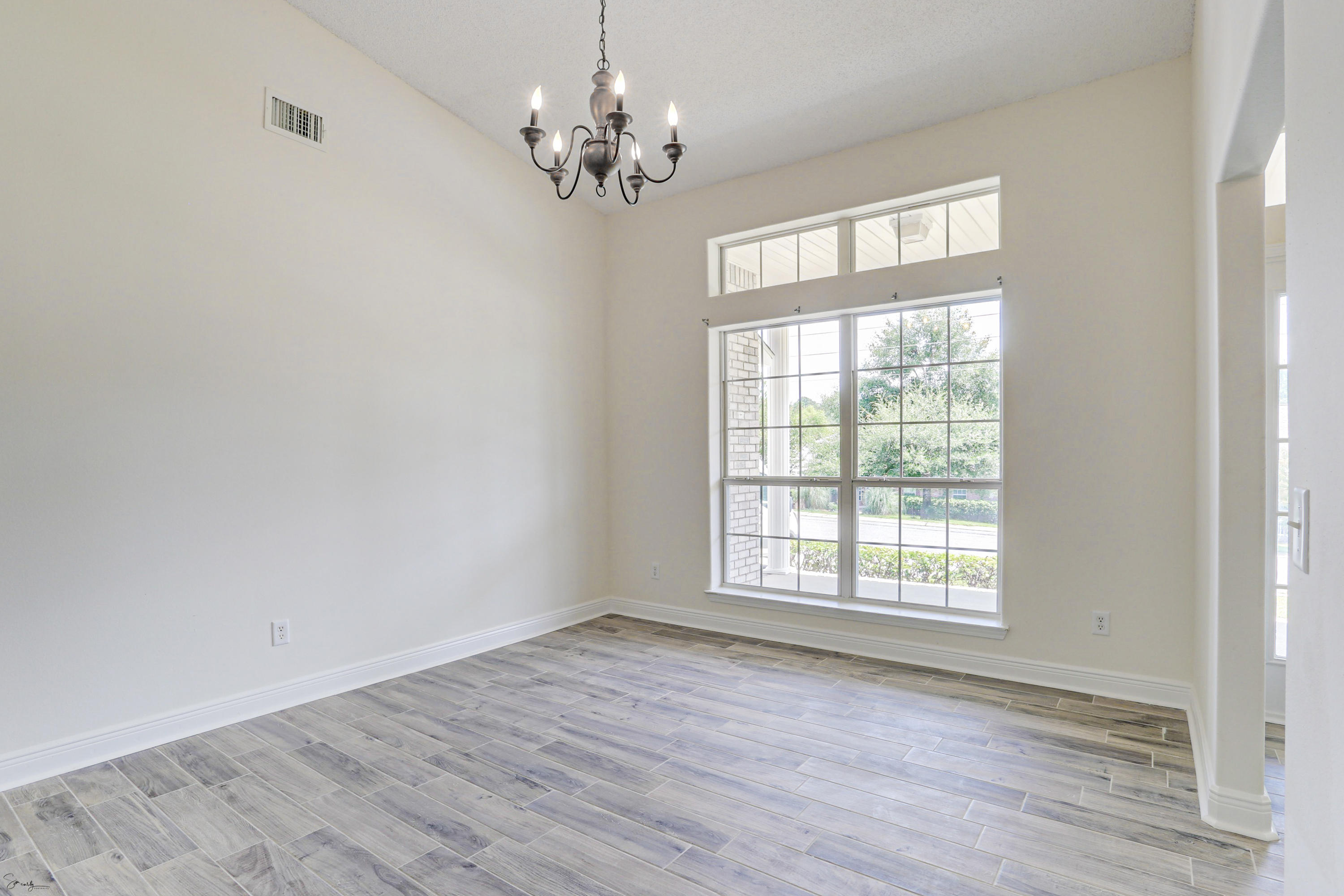 FOX VALLEY - Residential