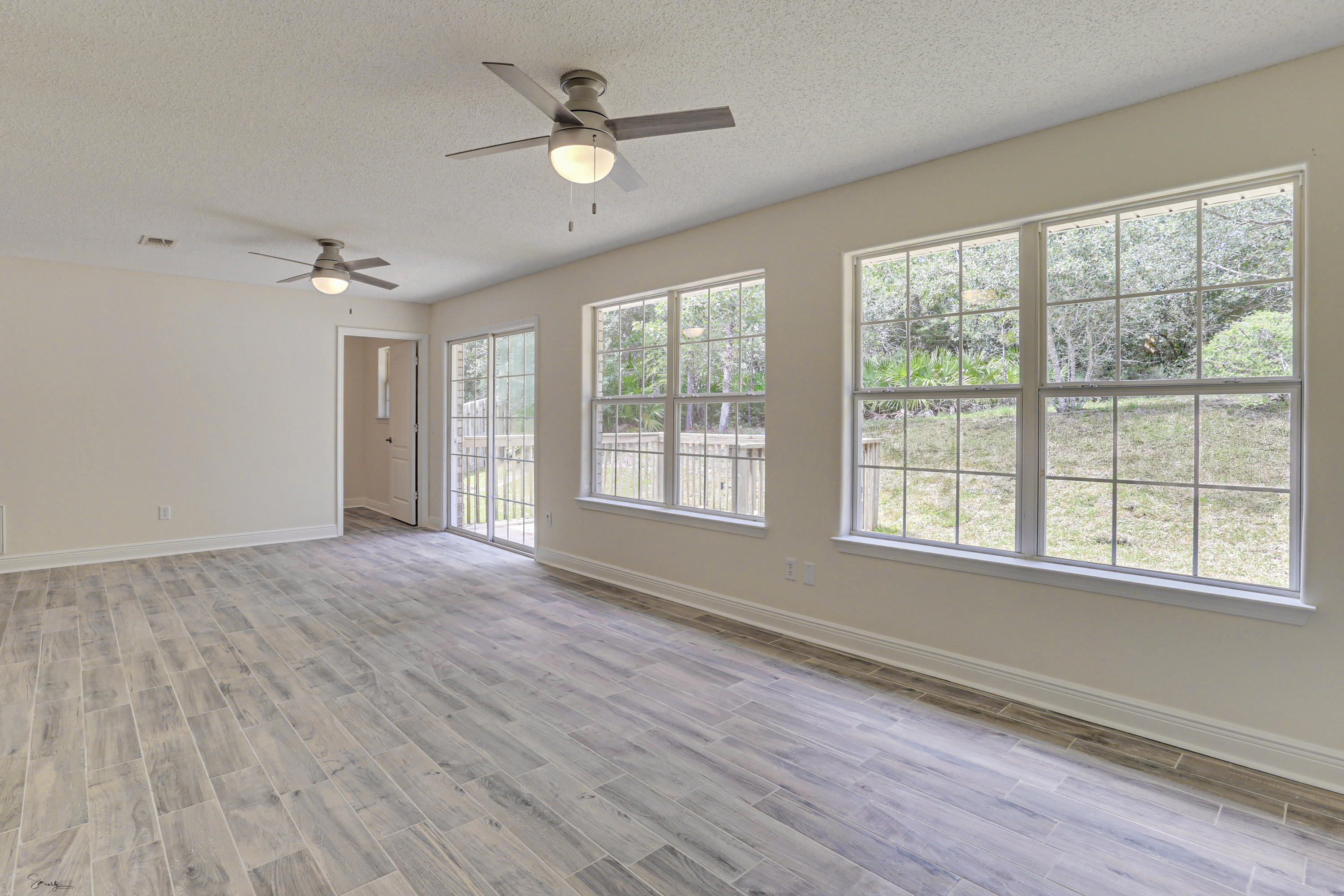 FOX VALLEY - Residential