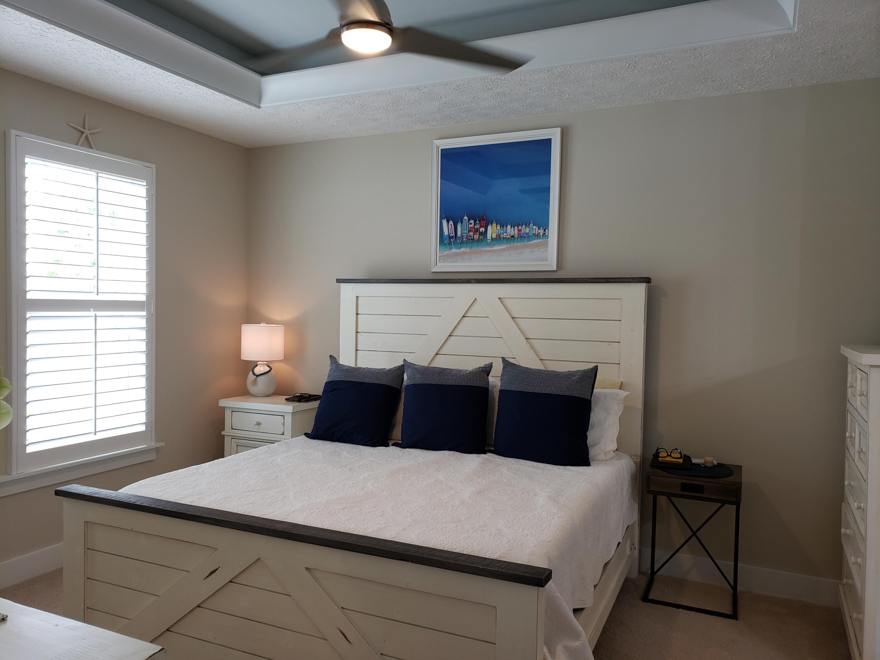JAMAICAN LAKE CONDOS - Residential