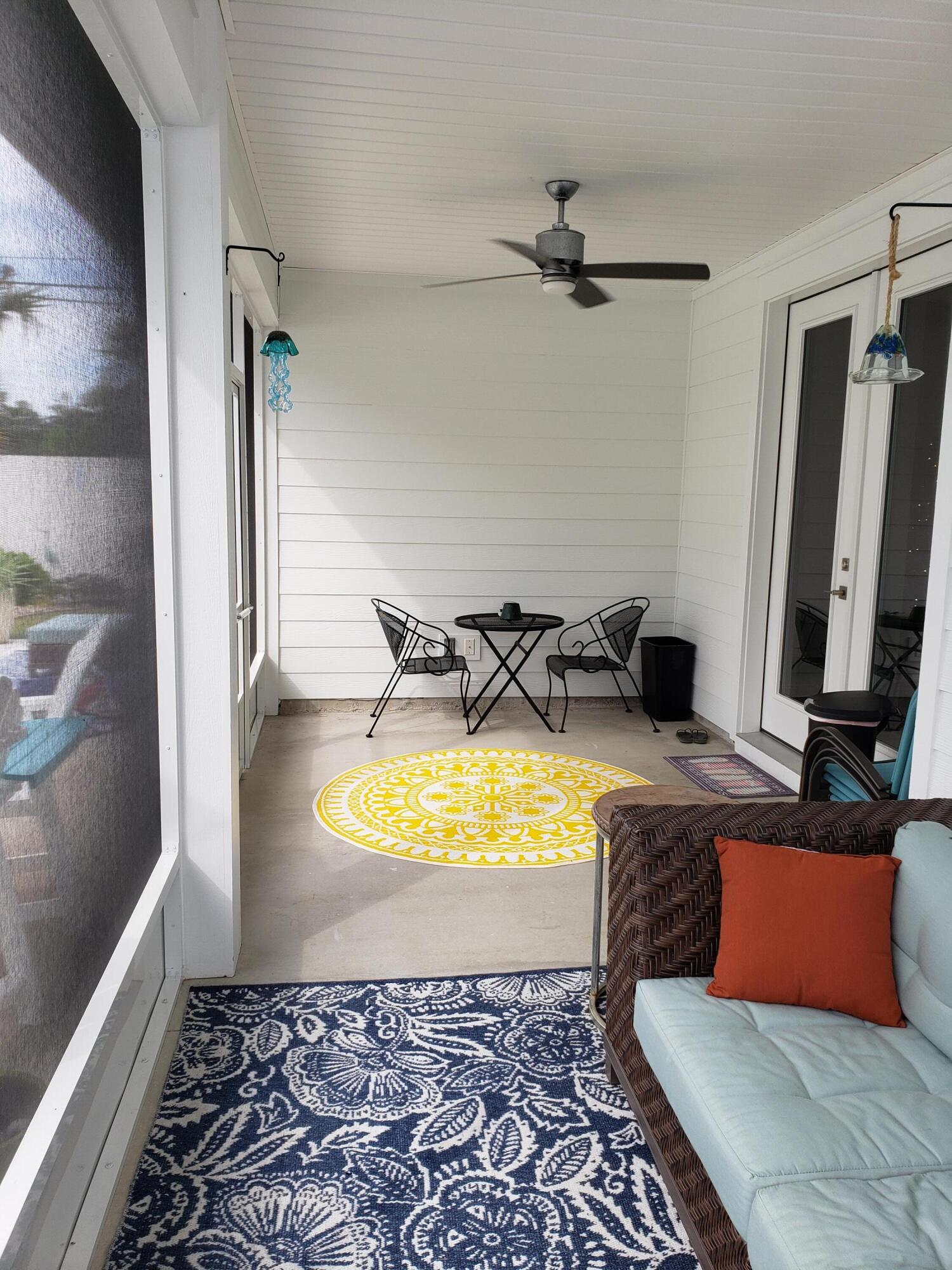 JAMAICAN LAKE CONDOS - Residential