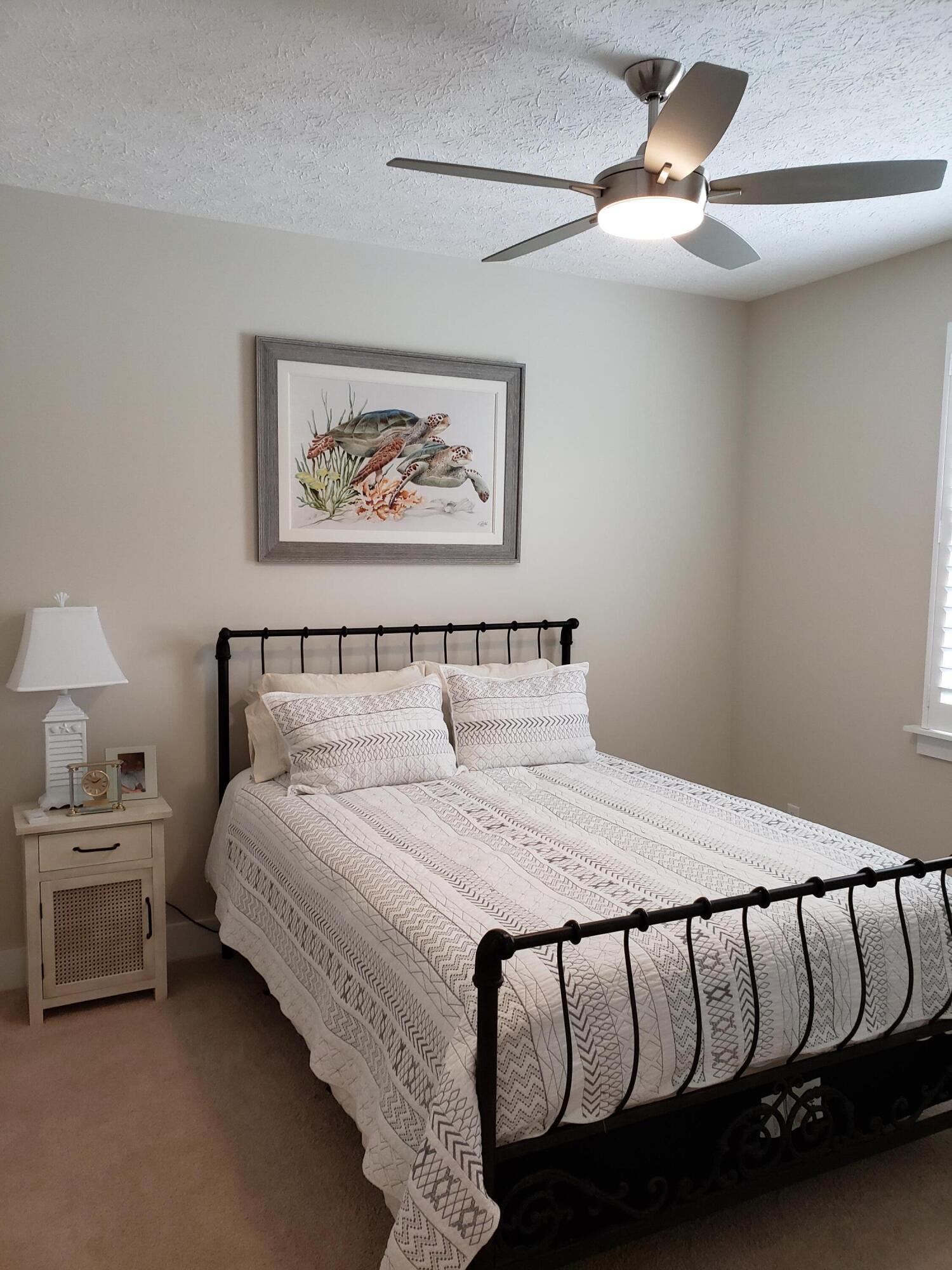 JAMAICAN LAKE CONDOS - Residential