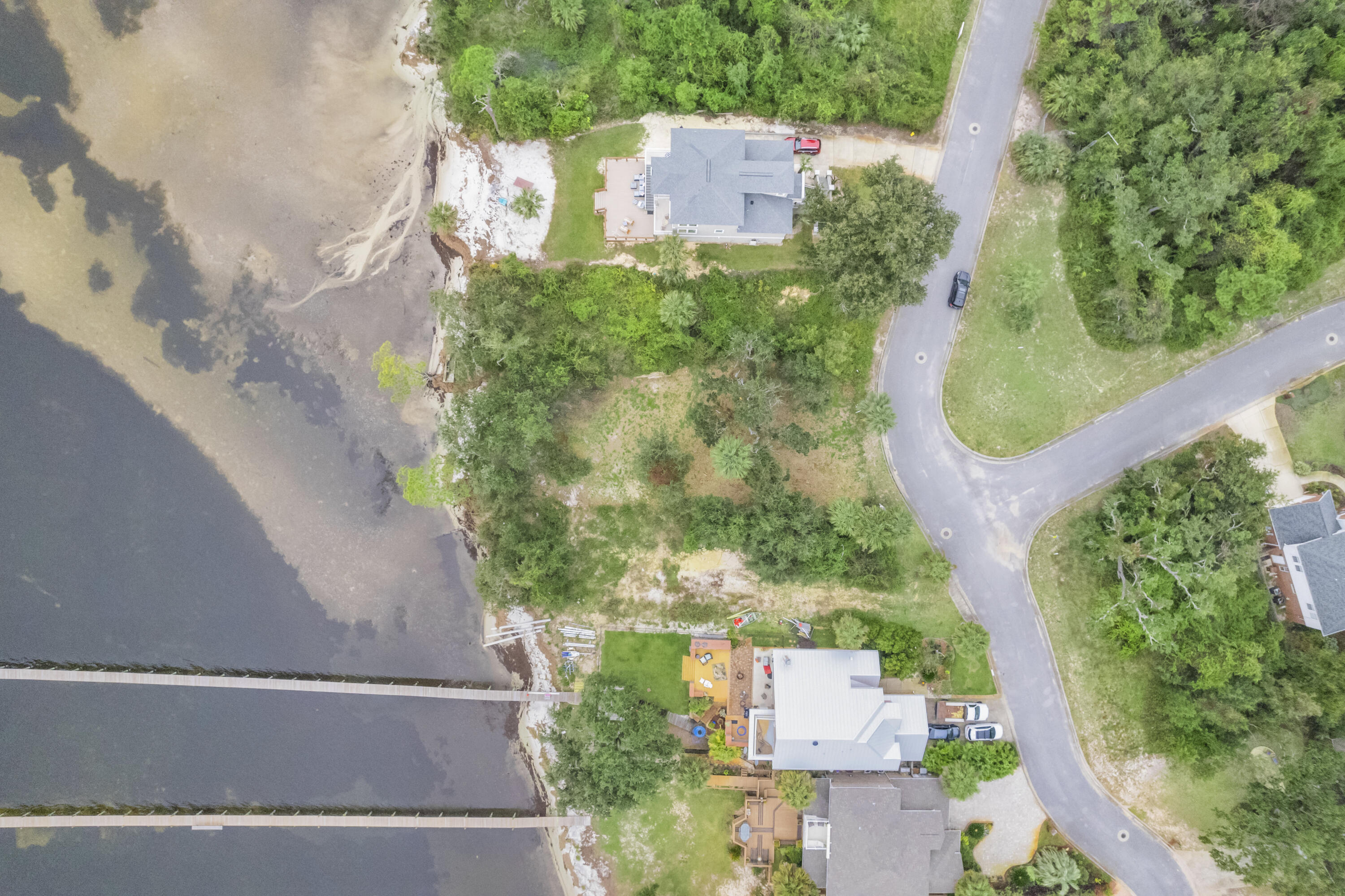 MAGNOLIA HARBOR - Land