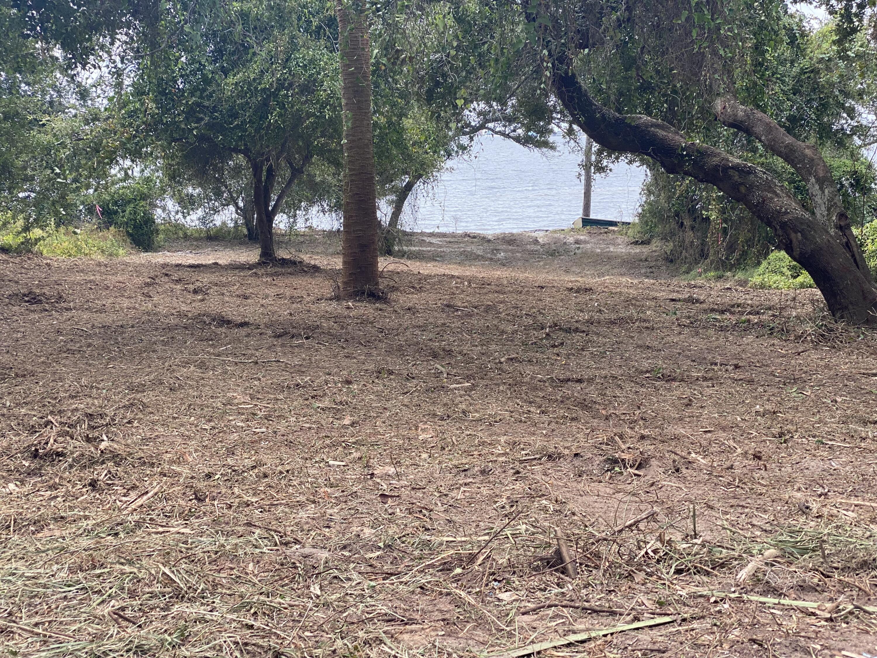 MAGNOLIA HARBOR - Land