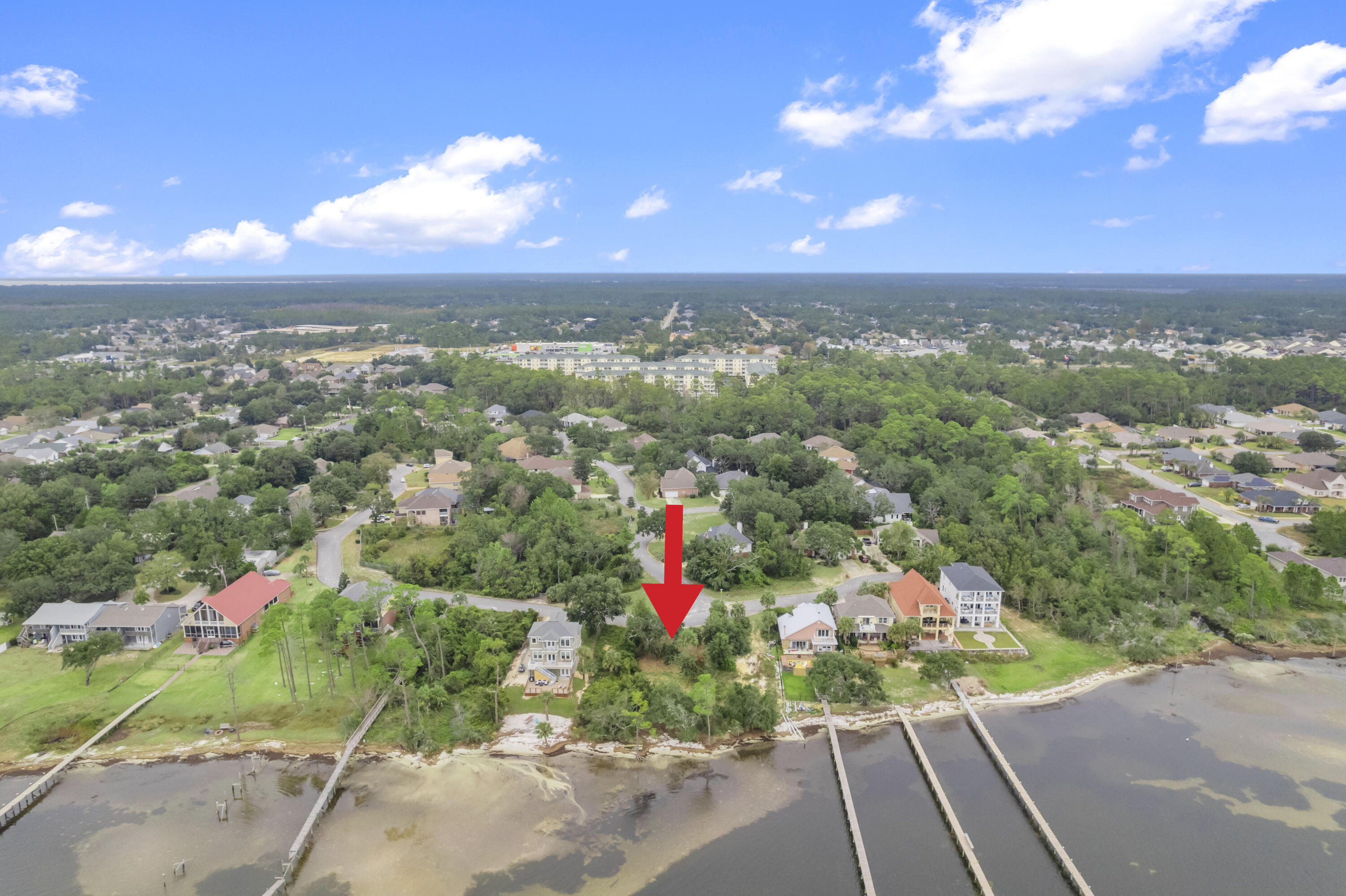 MAGNOLIA HARBOR - Land