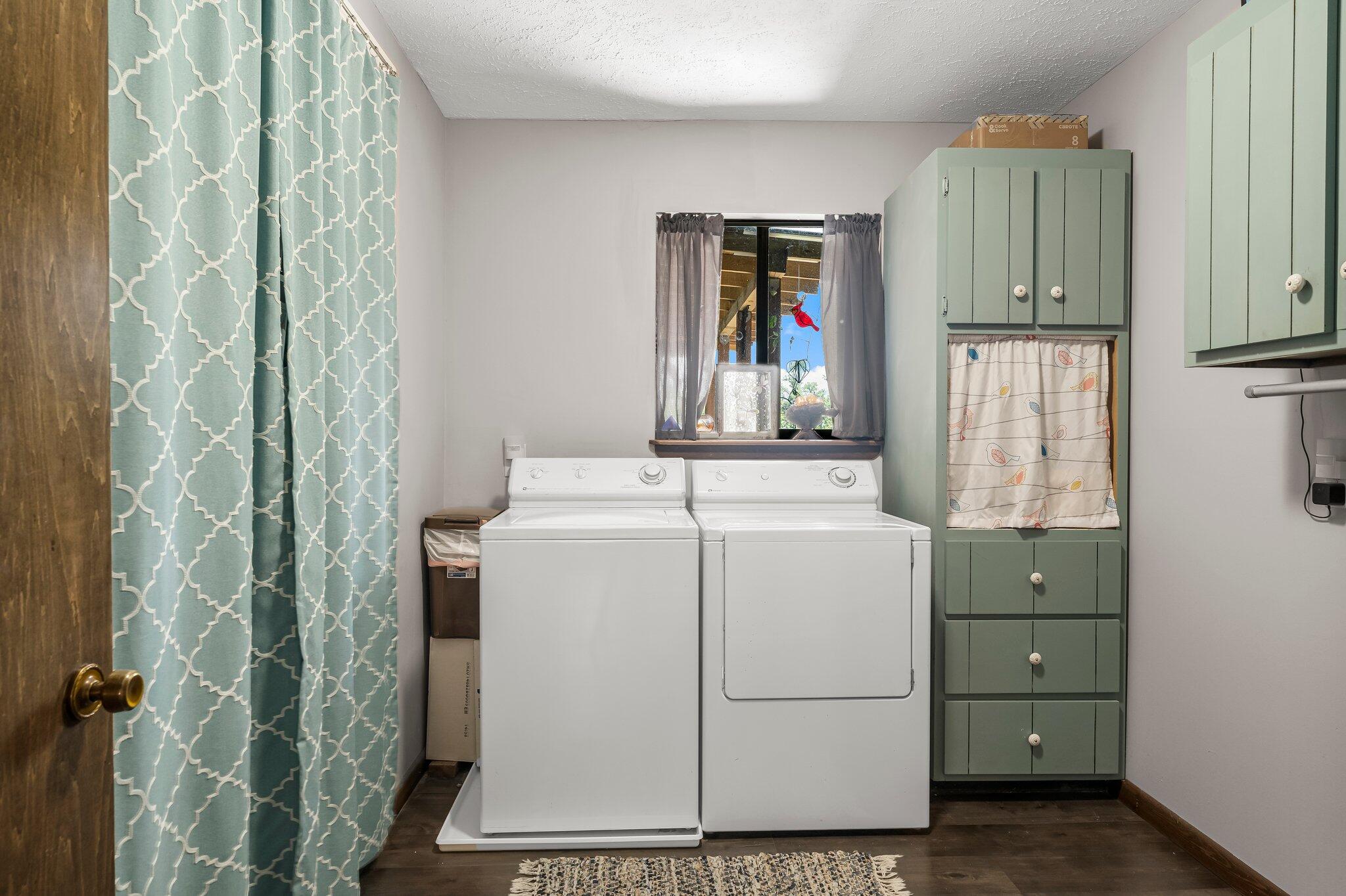 CROWN POINT - Residential