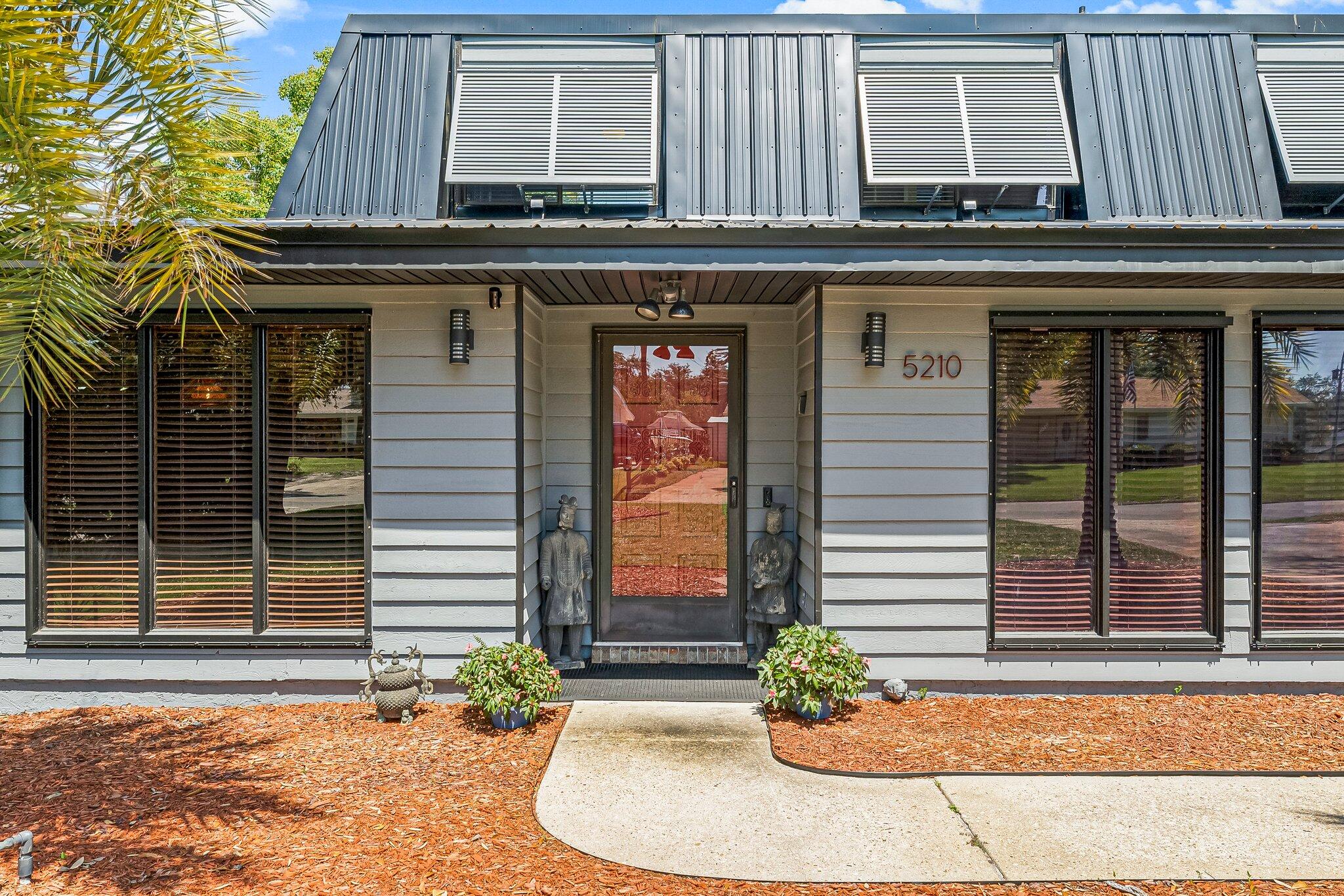 CROWN POINT - Residential