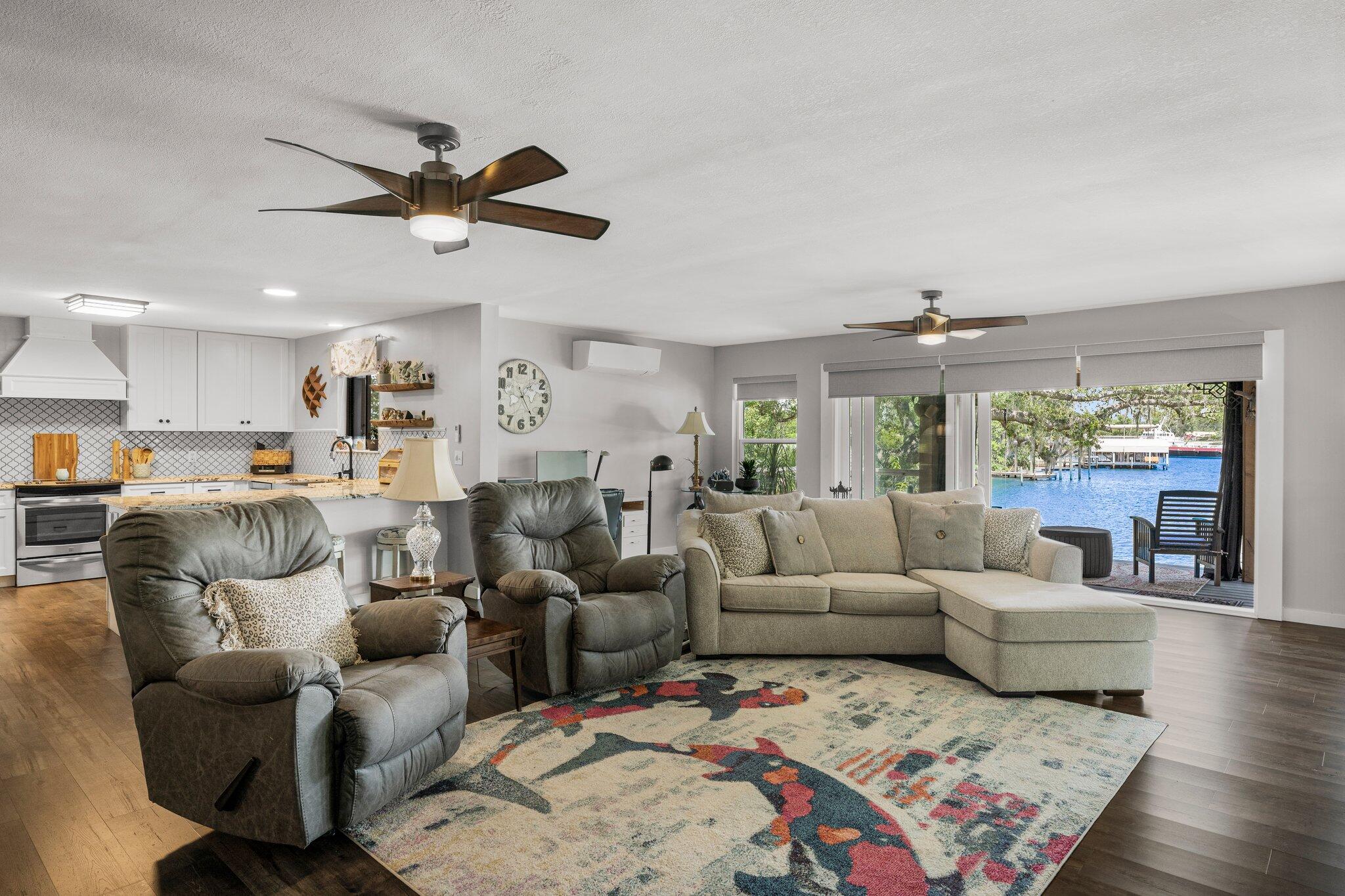 CROWN POINT - Residential