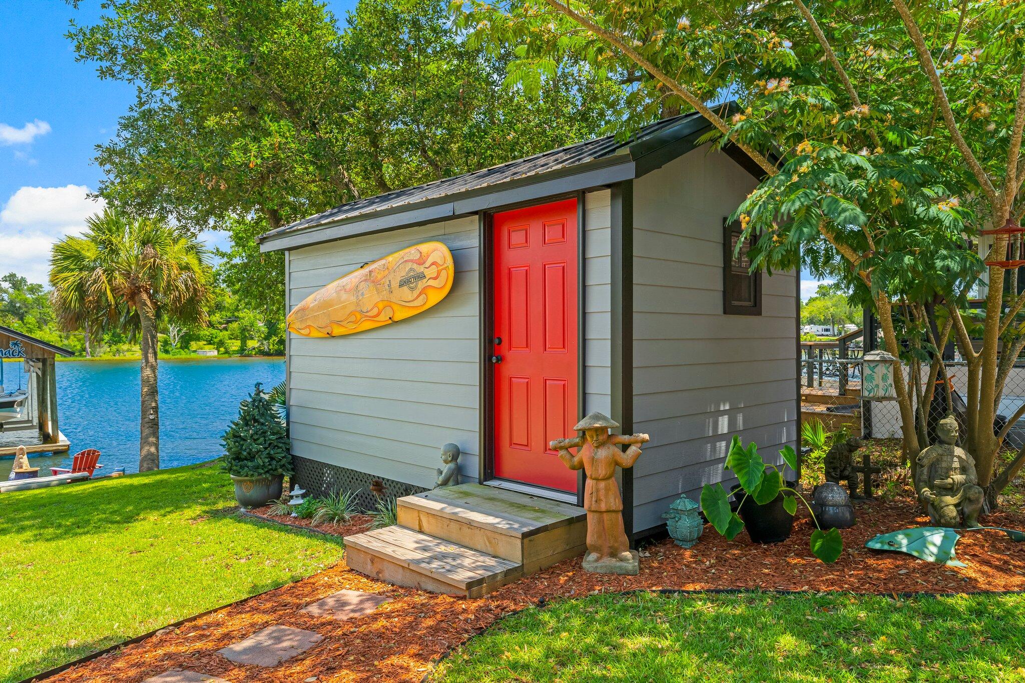 CROWN POINT - Residential