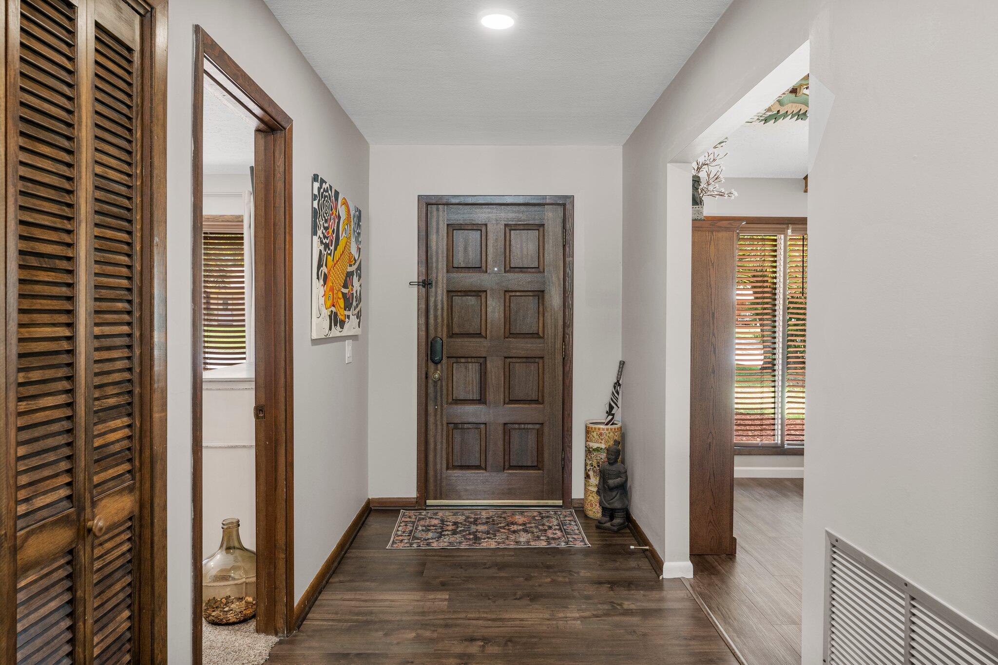 CROWN POINT - Residential