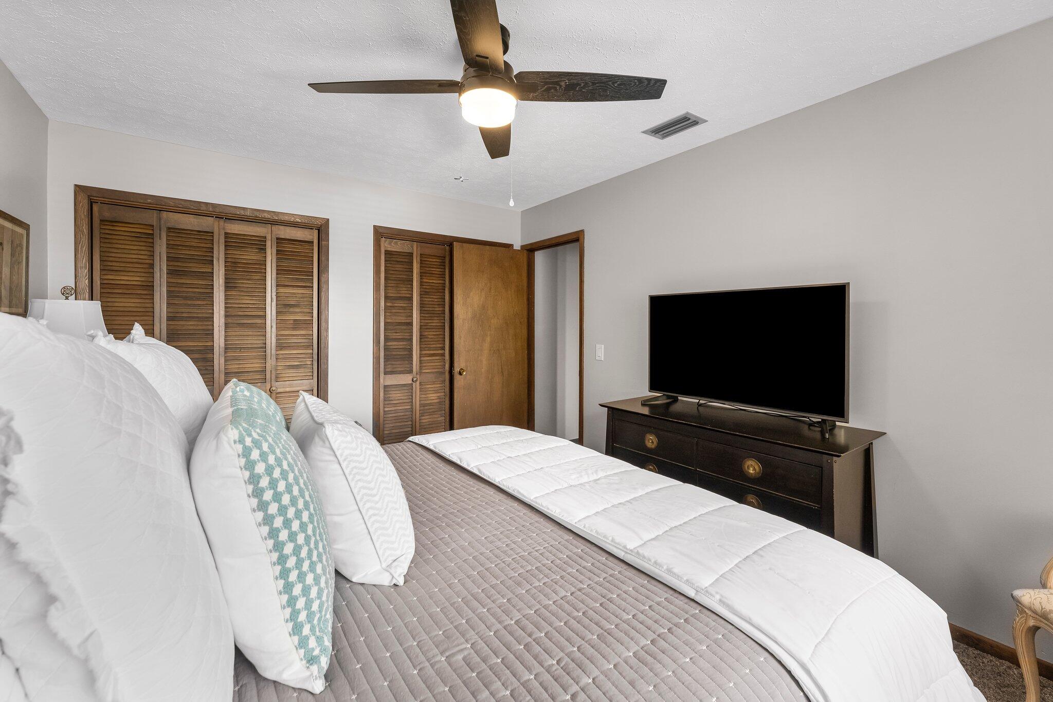 CROWN POINT - Residential