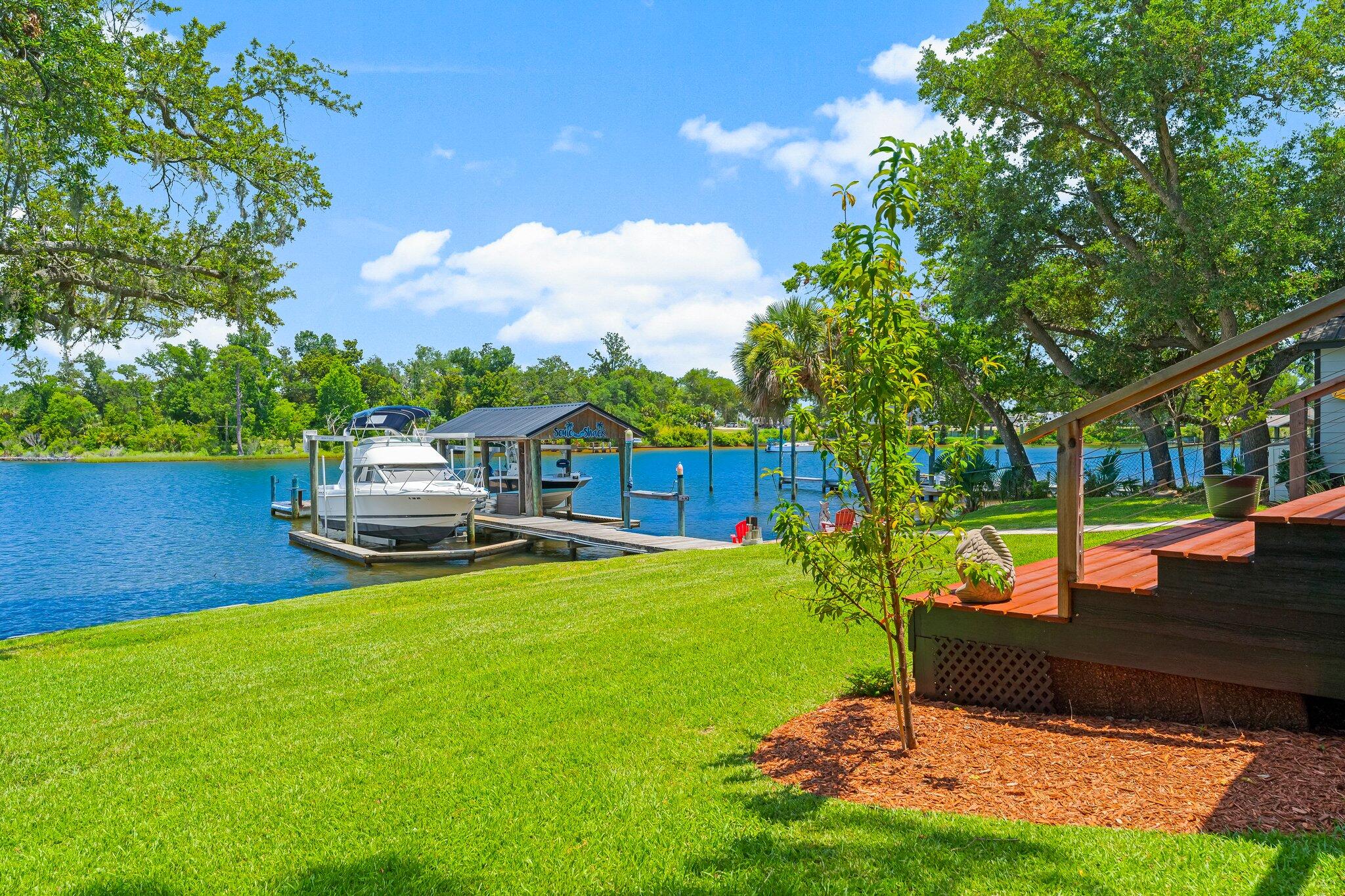 CROWN POINT - Residential