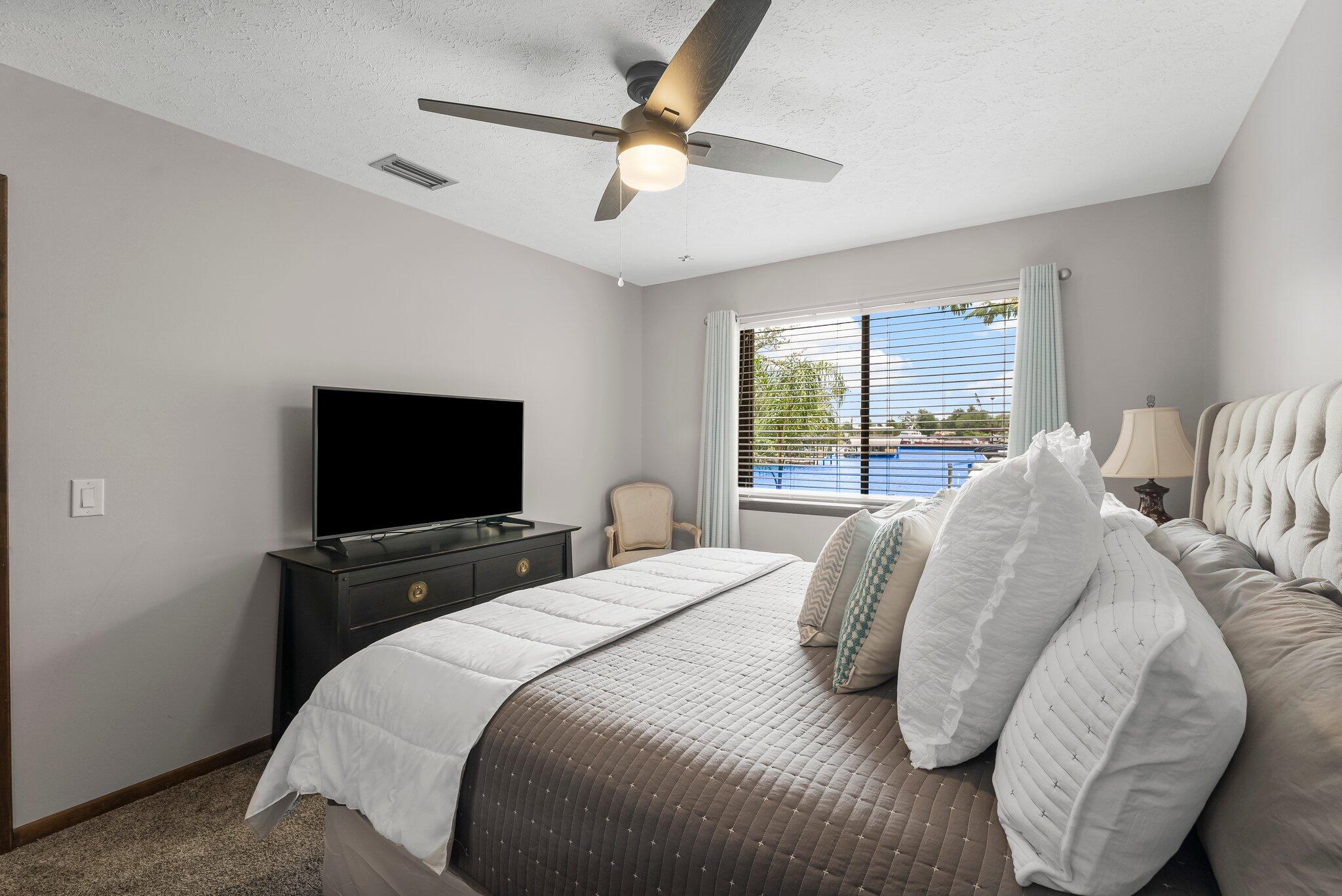 CROWN POINT - Residential