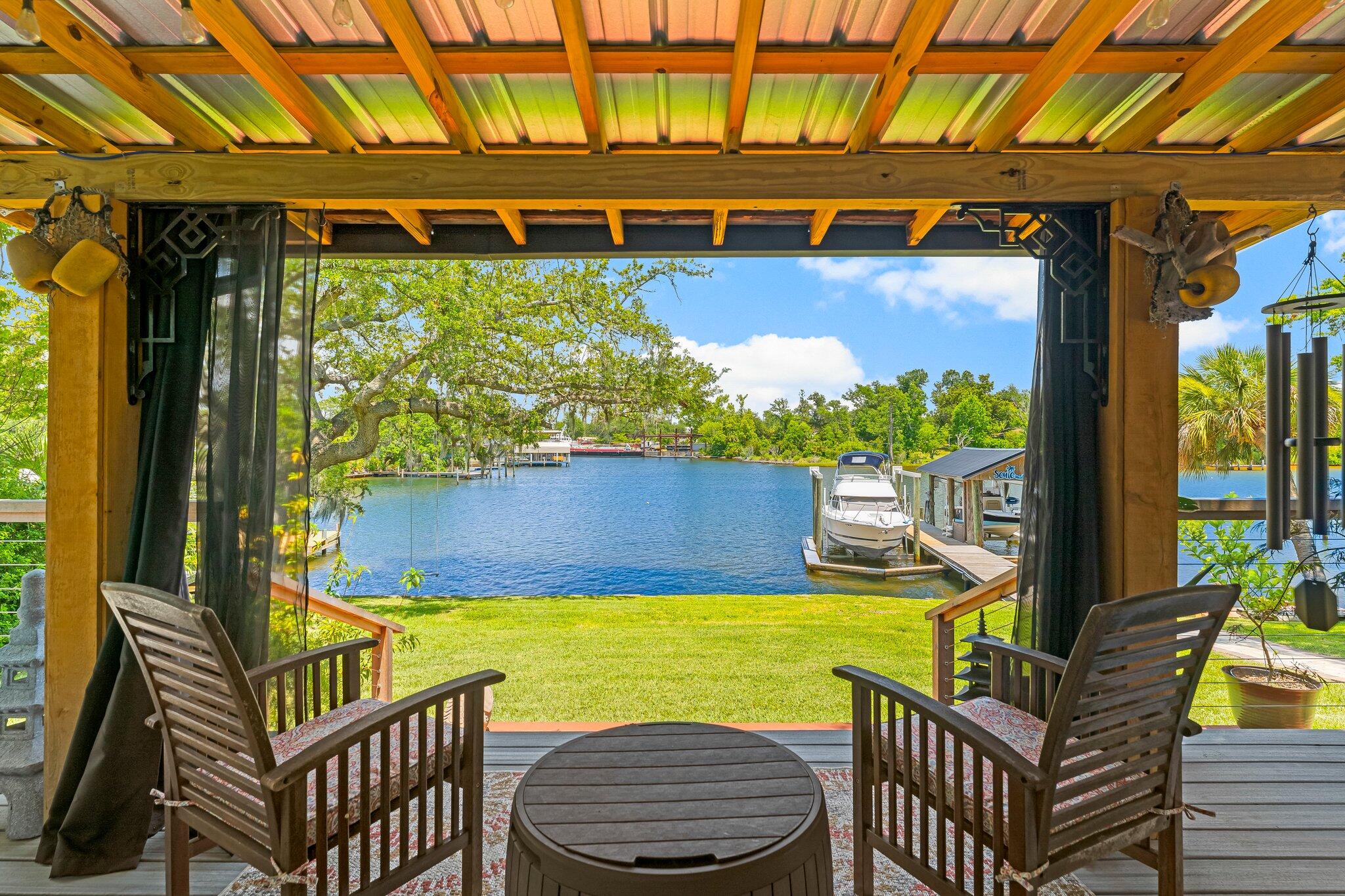 CROWN POINT - Residential