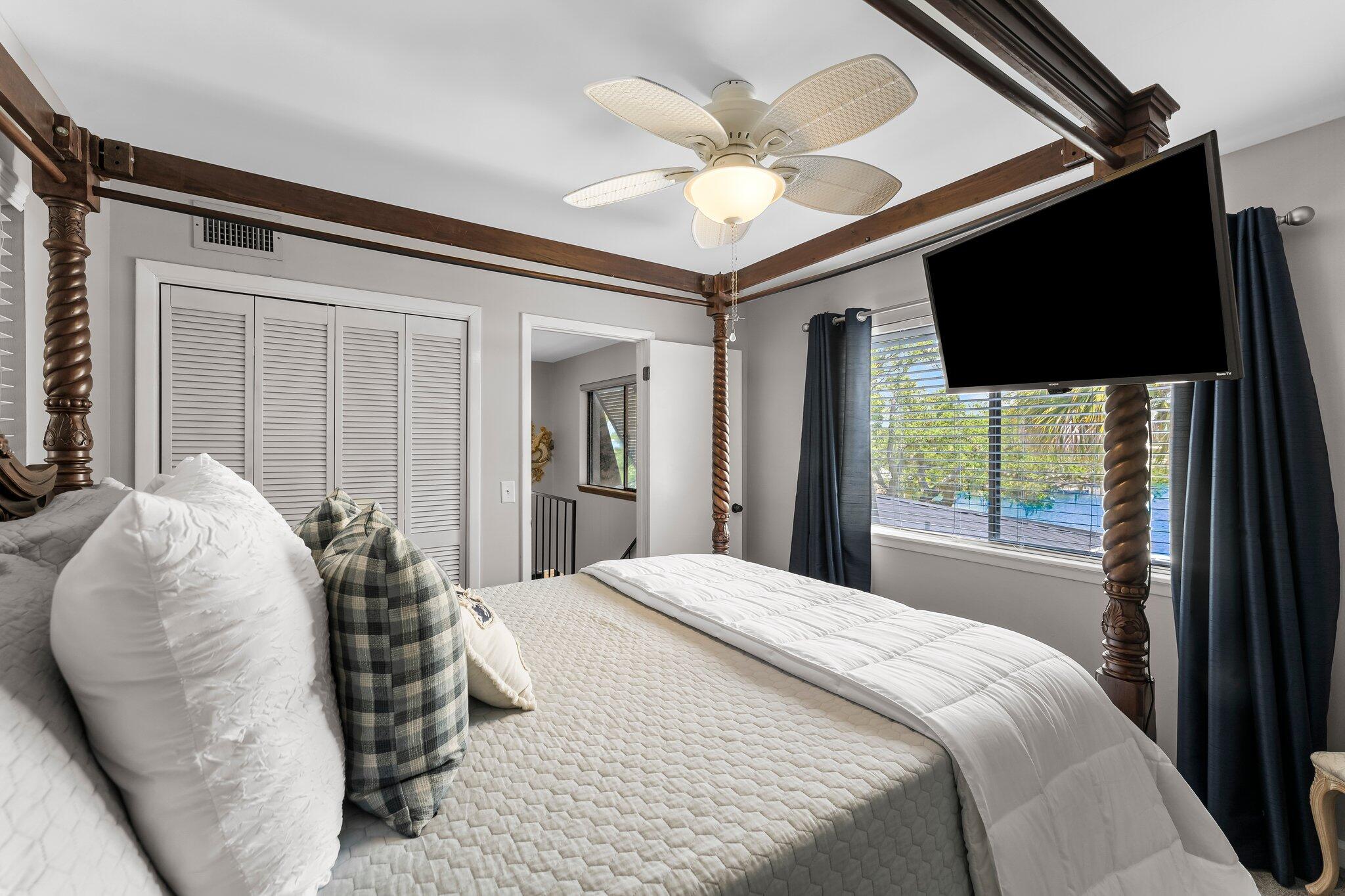 CROWN POINT - Residential