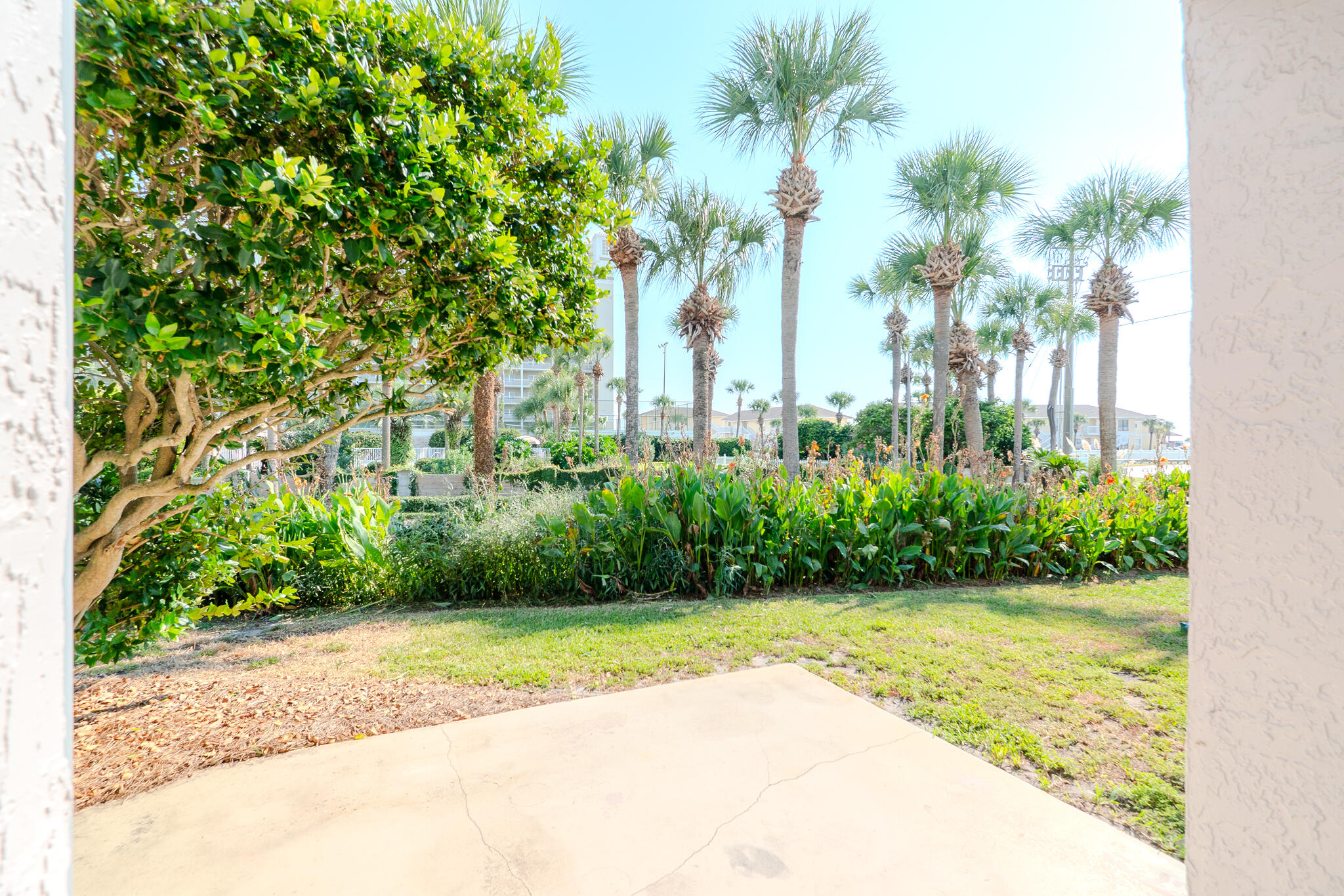 SHORELINE GARDENS T/H - Residential