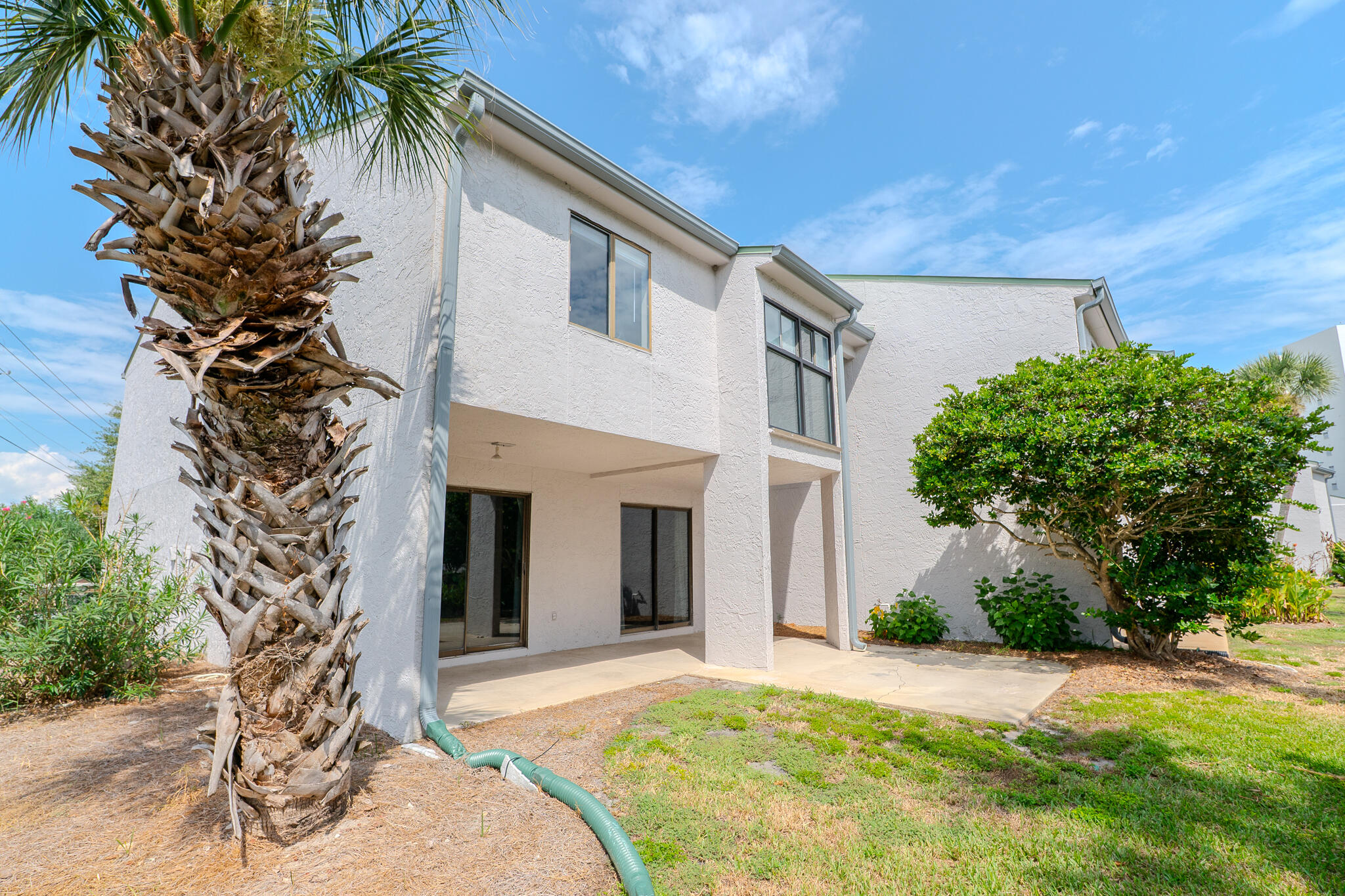 SHORELINE GARDENS T/H - Residential