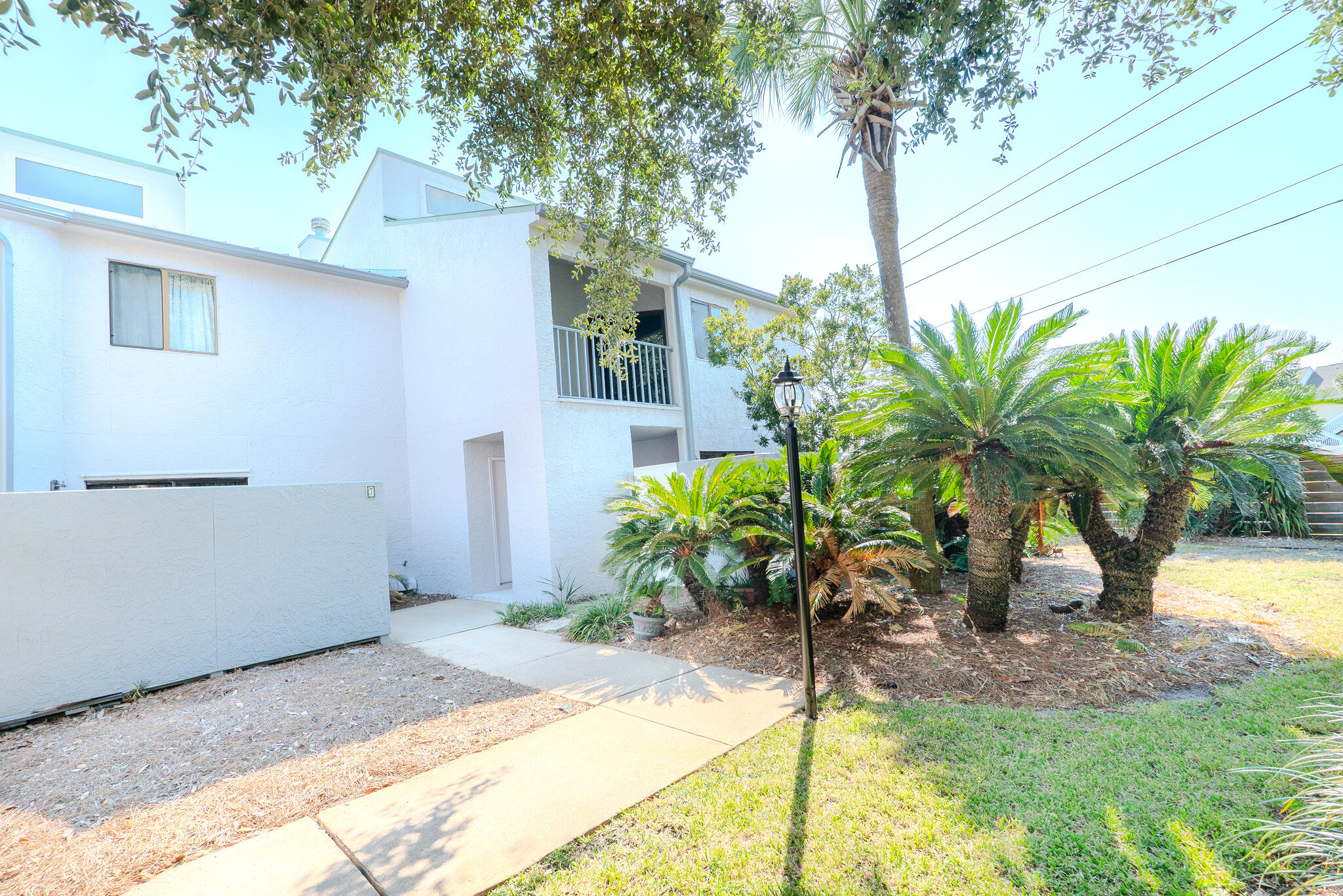 SHORELINE GARDENS T/H - Residential