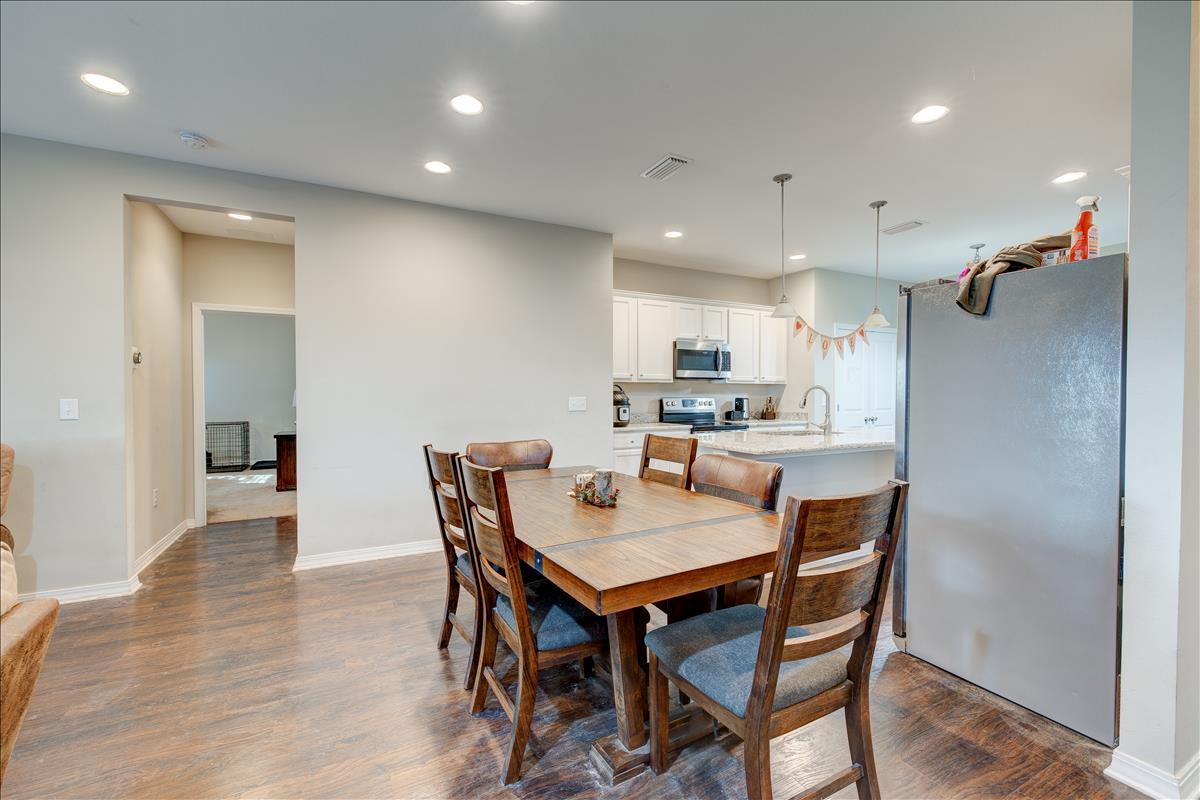 HERITAGE MANOR - Residential