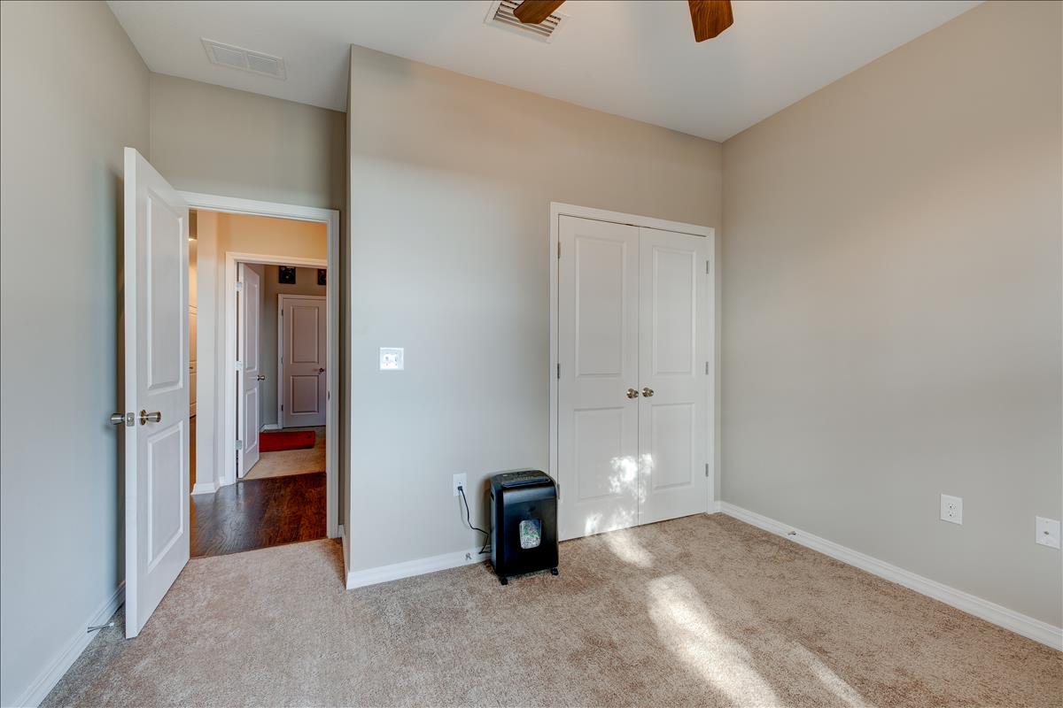 HERITAGE MANOR - Residential