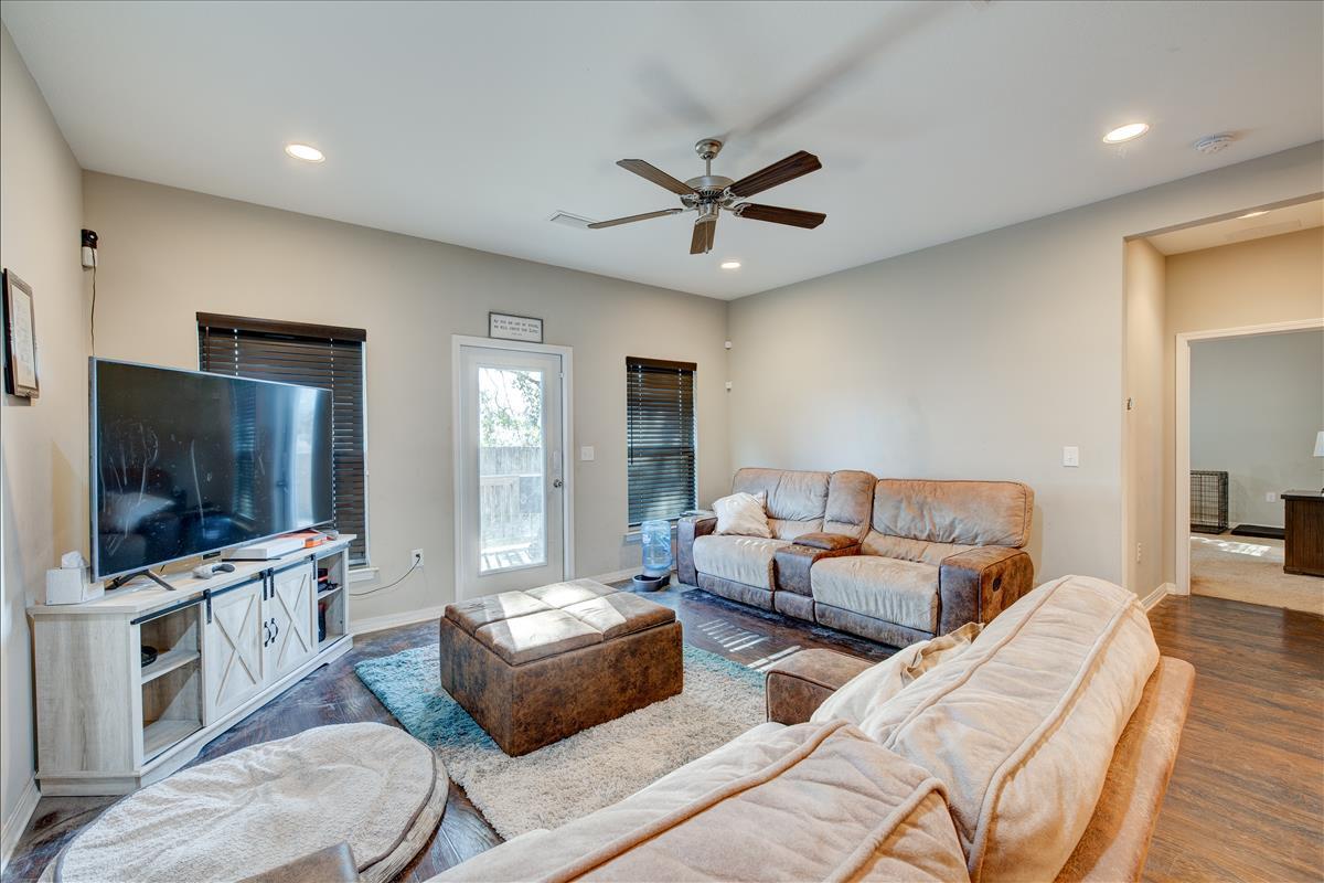 HERITAGE MANOR - Residential