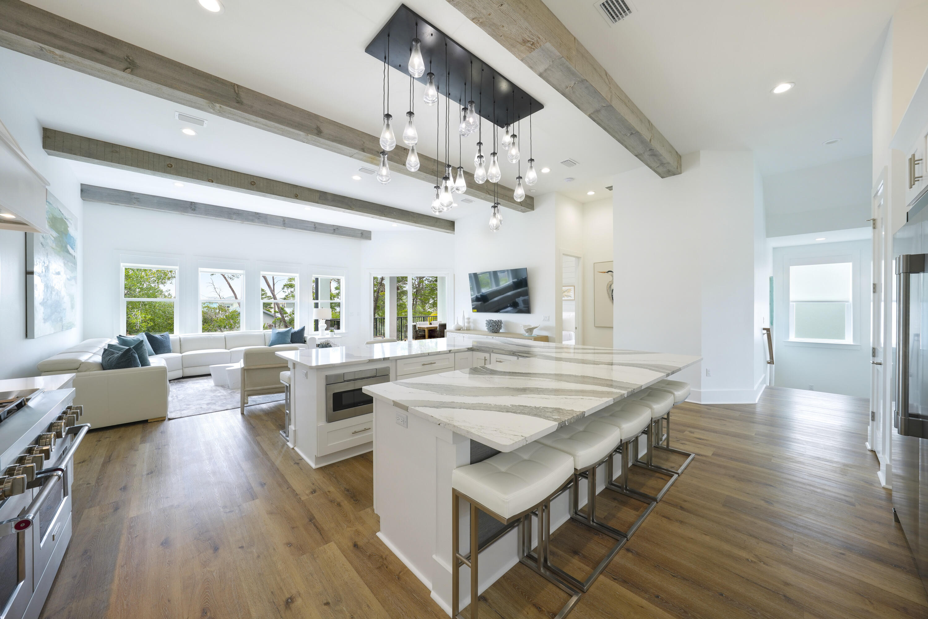 393 County hwy - Residential