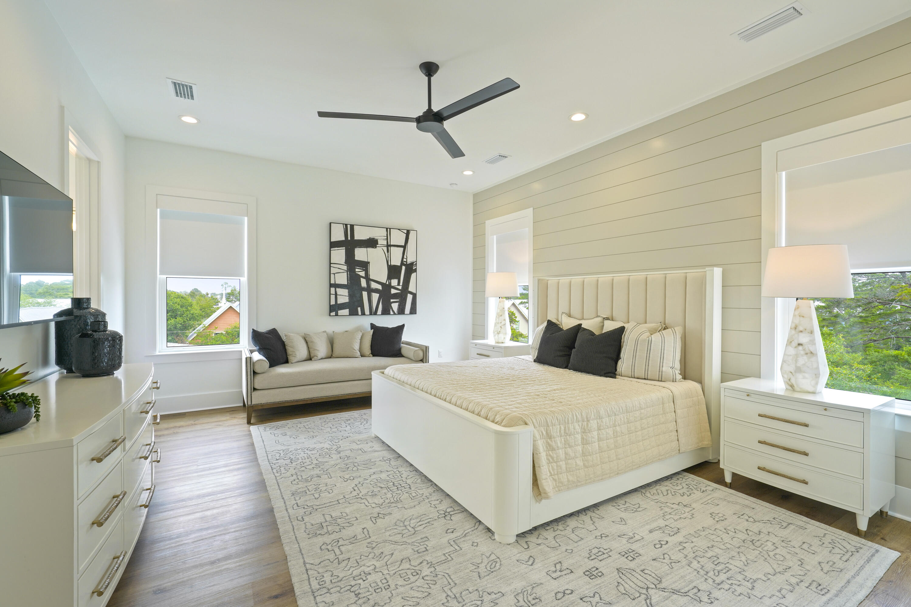 393 County hwy - Residential