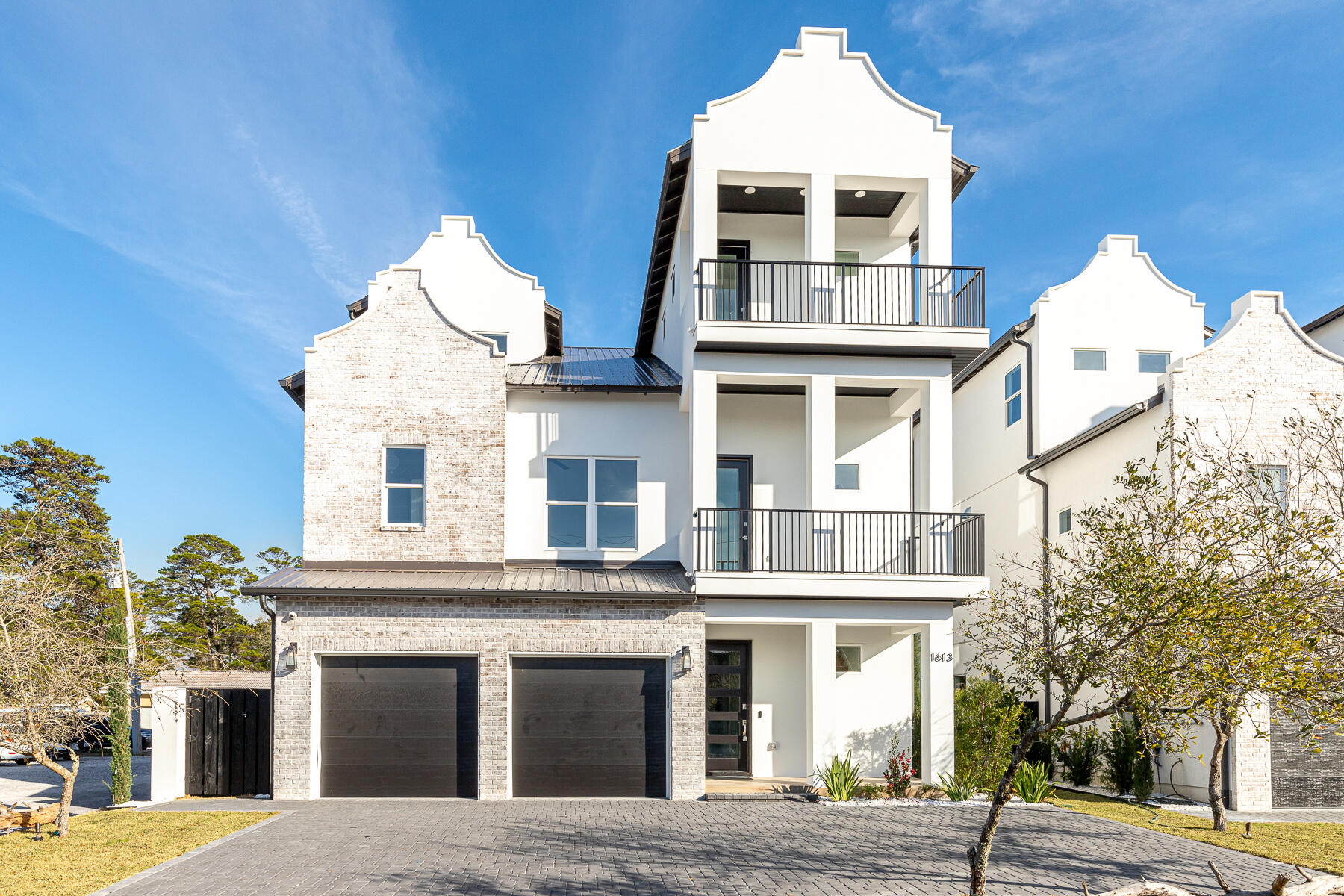 393 County hwy - Residential
