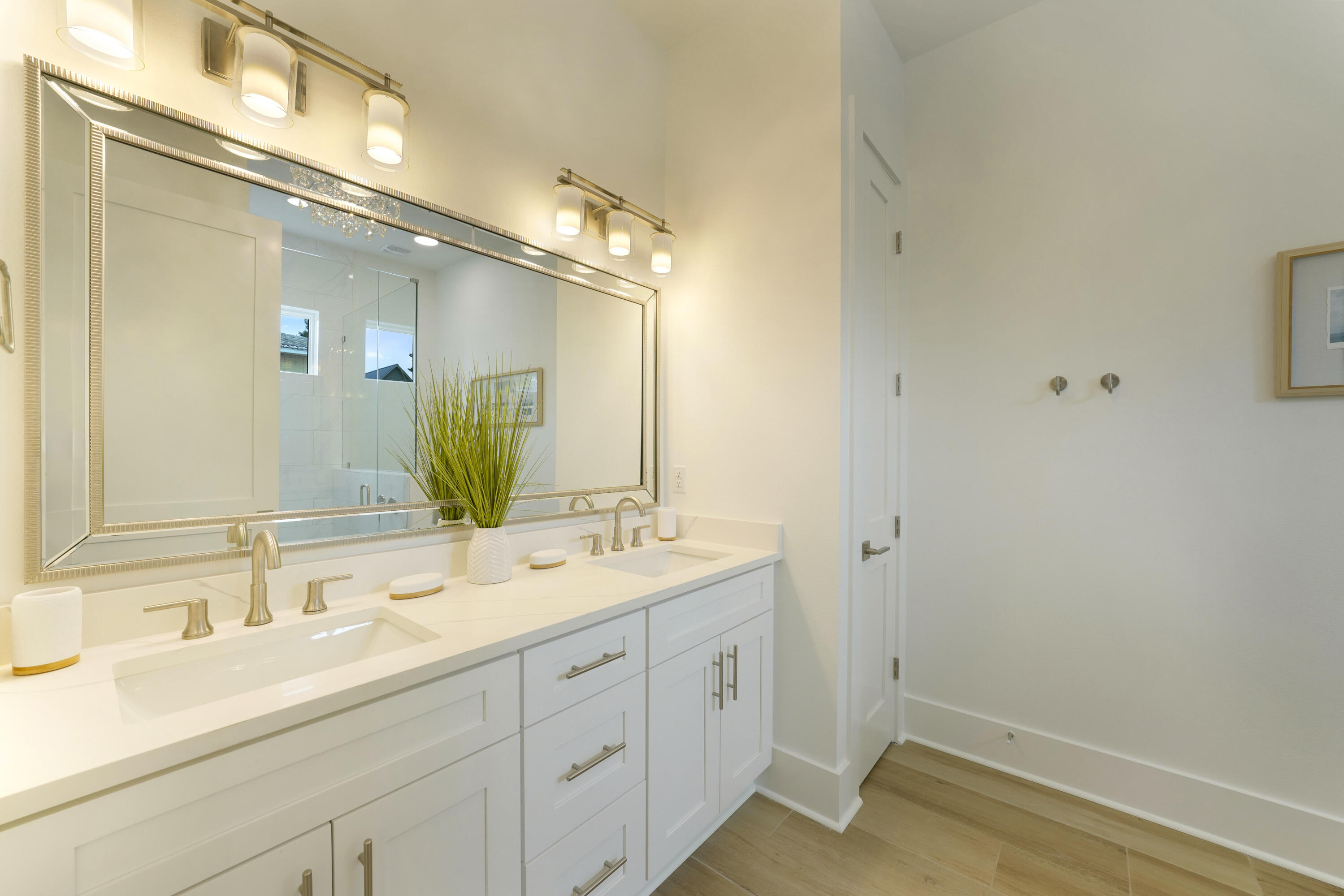 393 County hwy - Residential