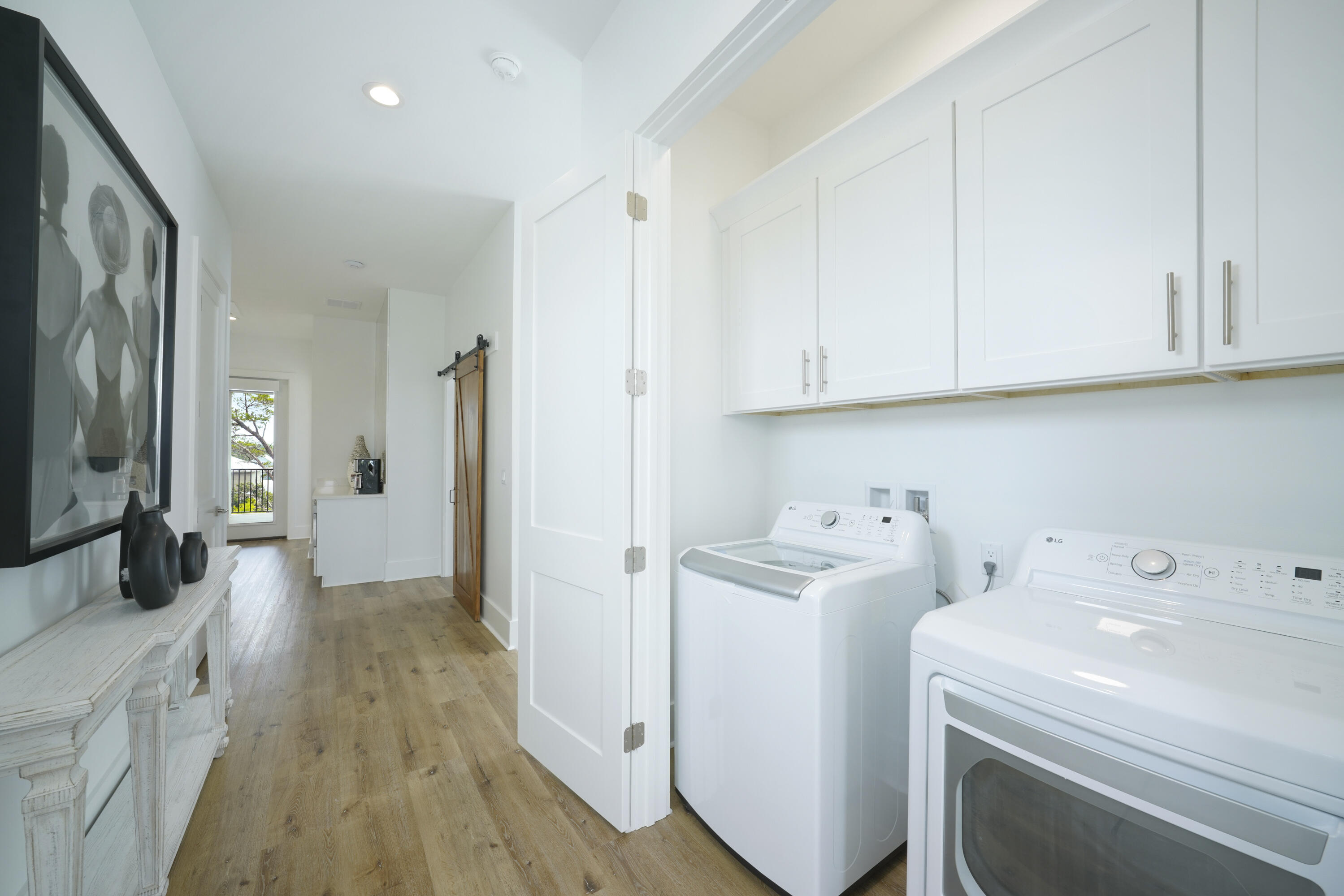 393 County hwy - Residential