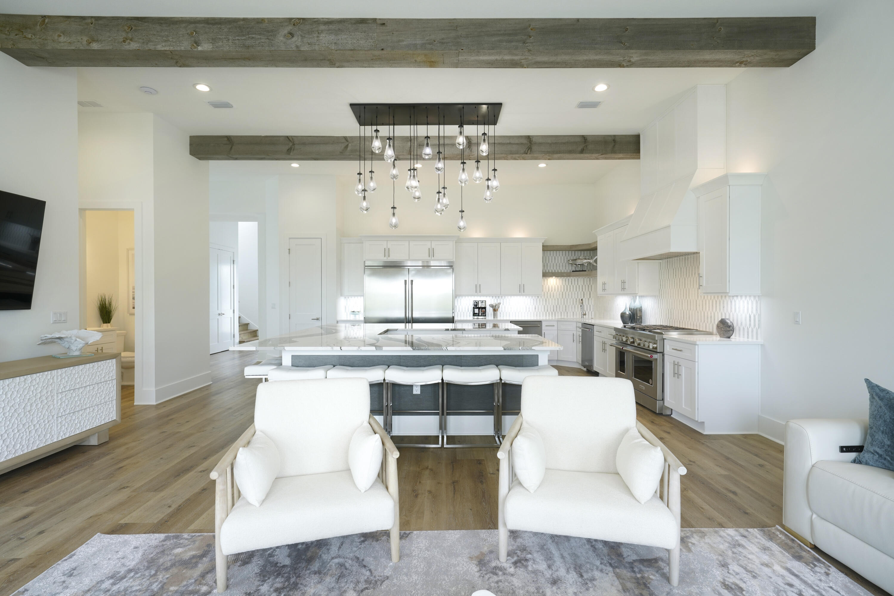 393 County hwy - Residential