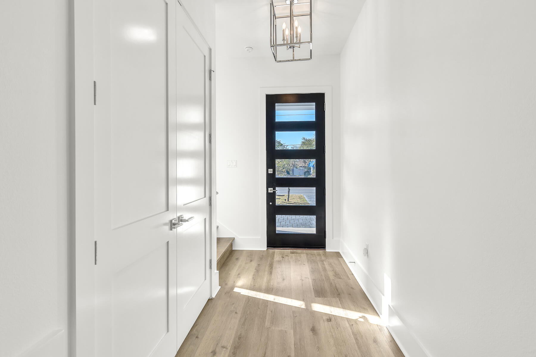 393 County hwy - Residential