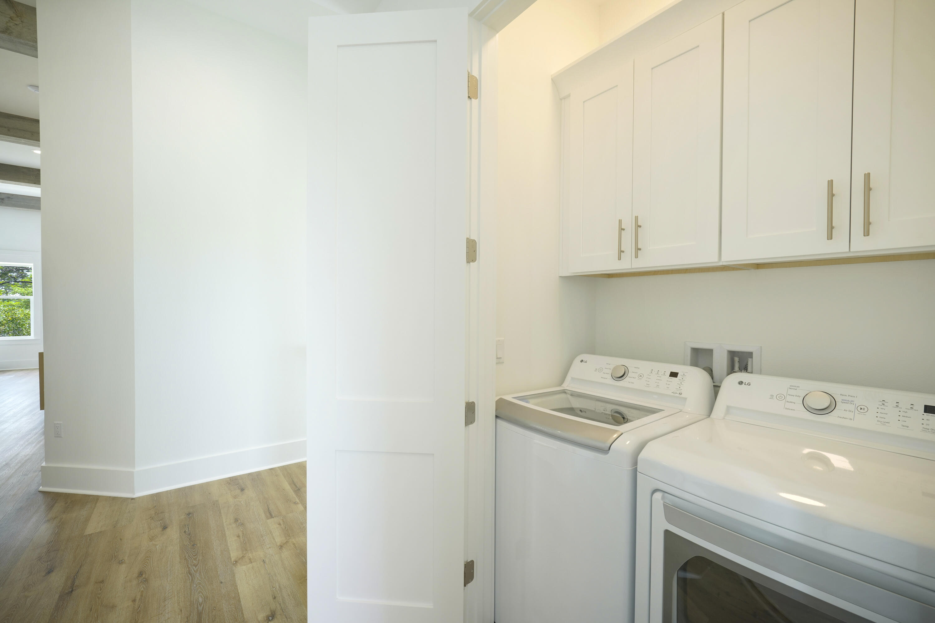 393 County hwy - Residential