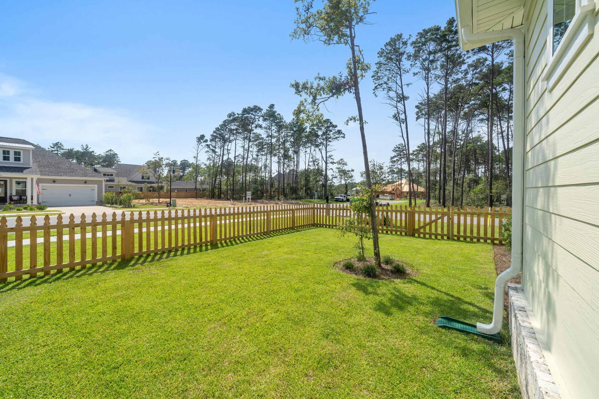 Deer Moss Creek - Residential