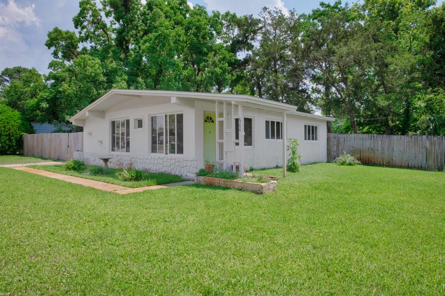 Home located in the heart of Mary Esther! This home offers 3 bedrooms with bamboo flooring, separate laundry room, open concept kitchen leading to living room and dining space. The home is located on a large lot with fenced yard and large shed as well as screened in back porch. Schedule a showing today!