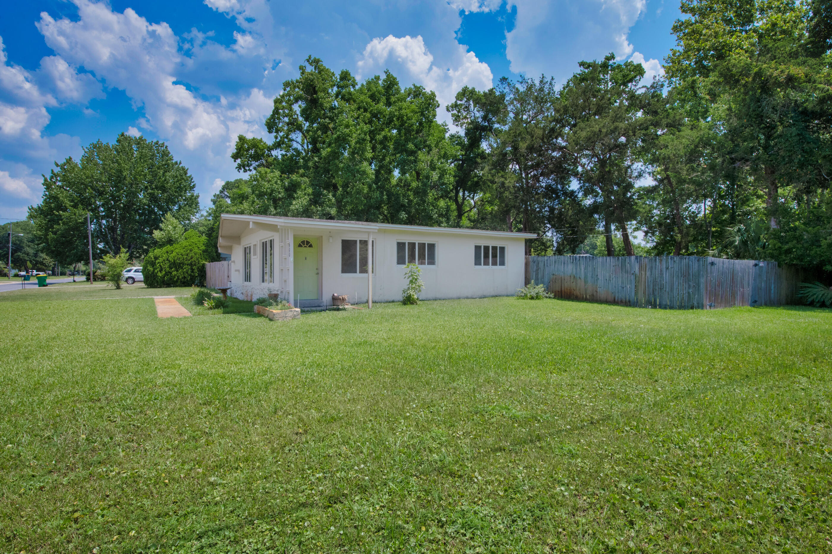 BRYN MAWR PARK 1ST ADDN - Residential