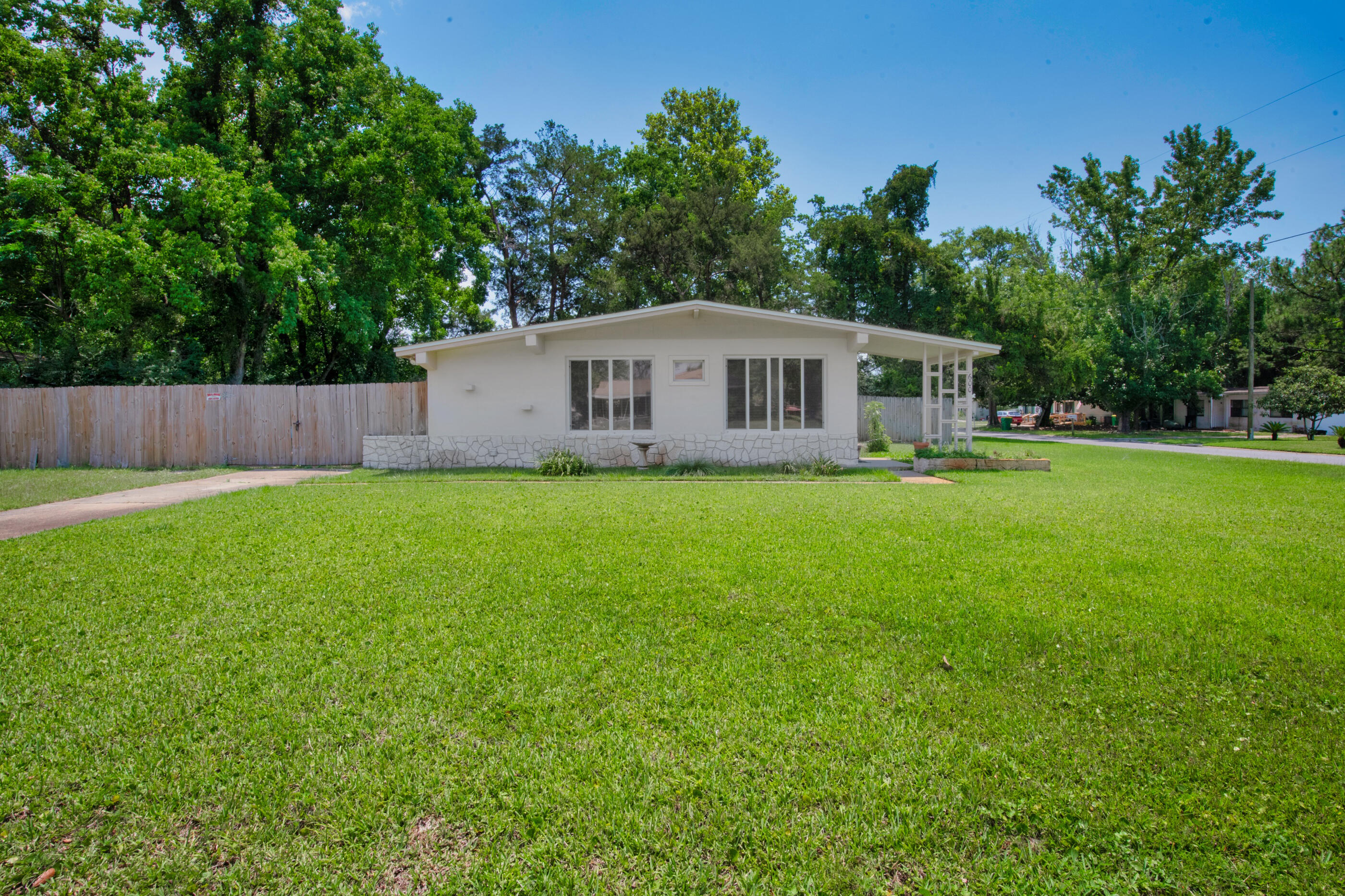 BRYN MAWR PARK 1ST ADDN - Residential