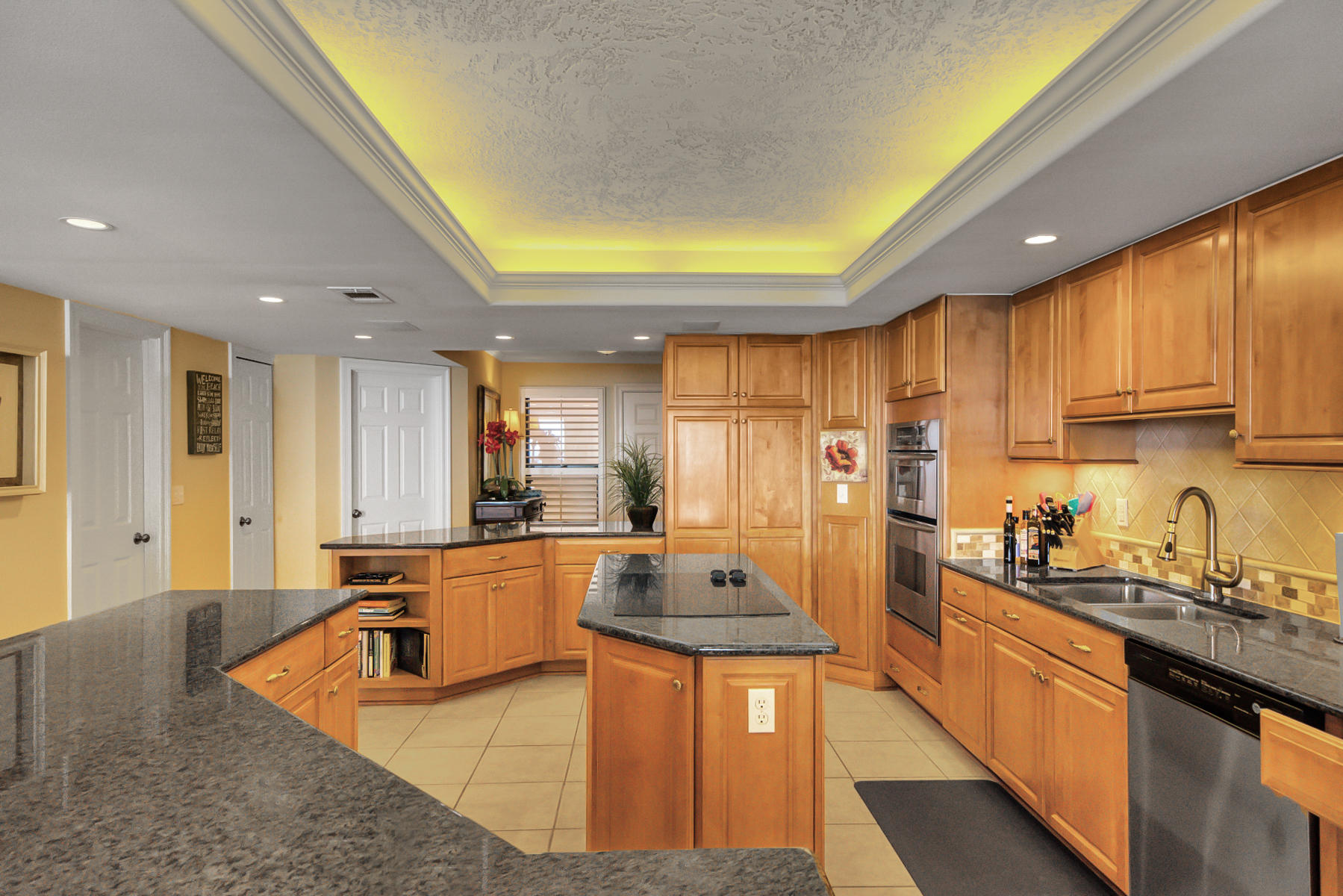 JETTY EAST CONDO - Residential