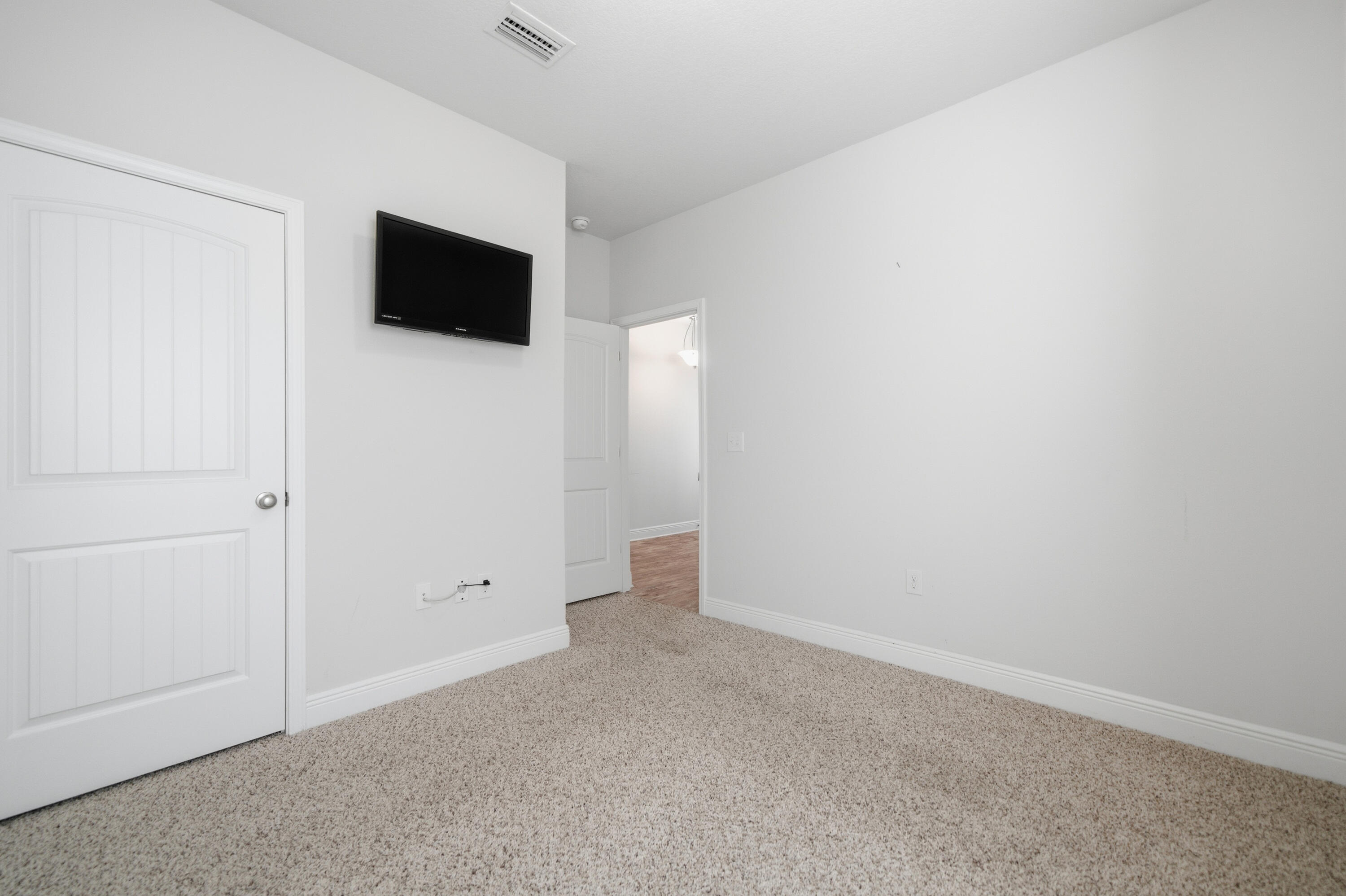 SOUTHERN PINES - Residential Lease