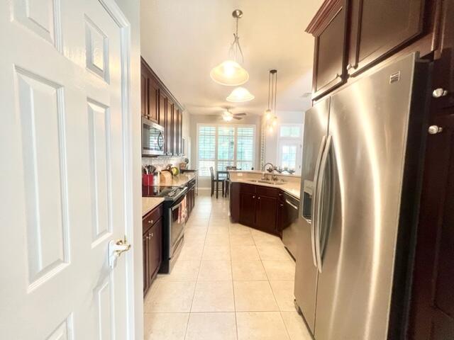 PARKWOOD ESTATES PH 5 - Residential Lease