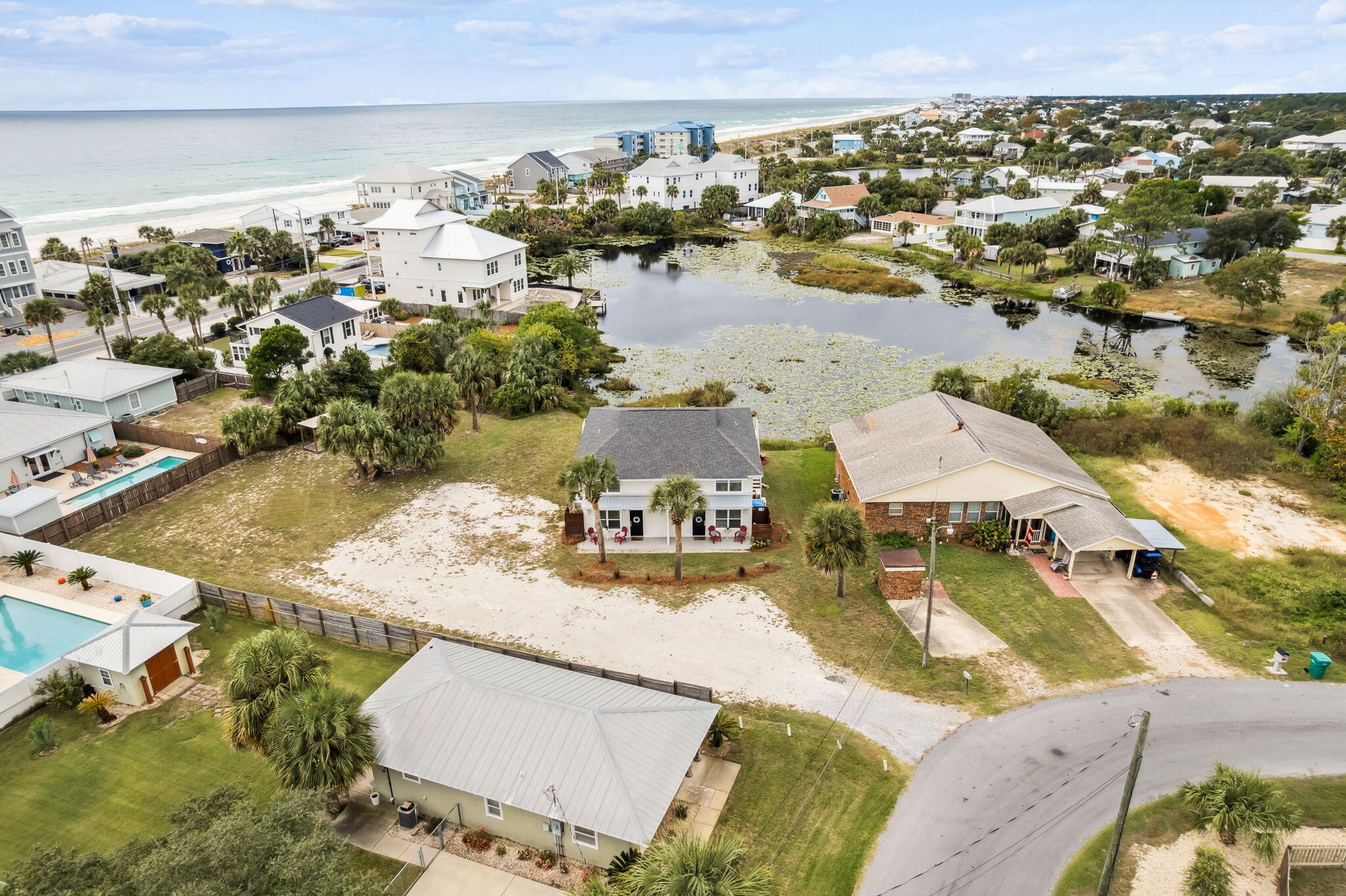 LAGUNA BEACH - Residential