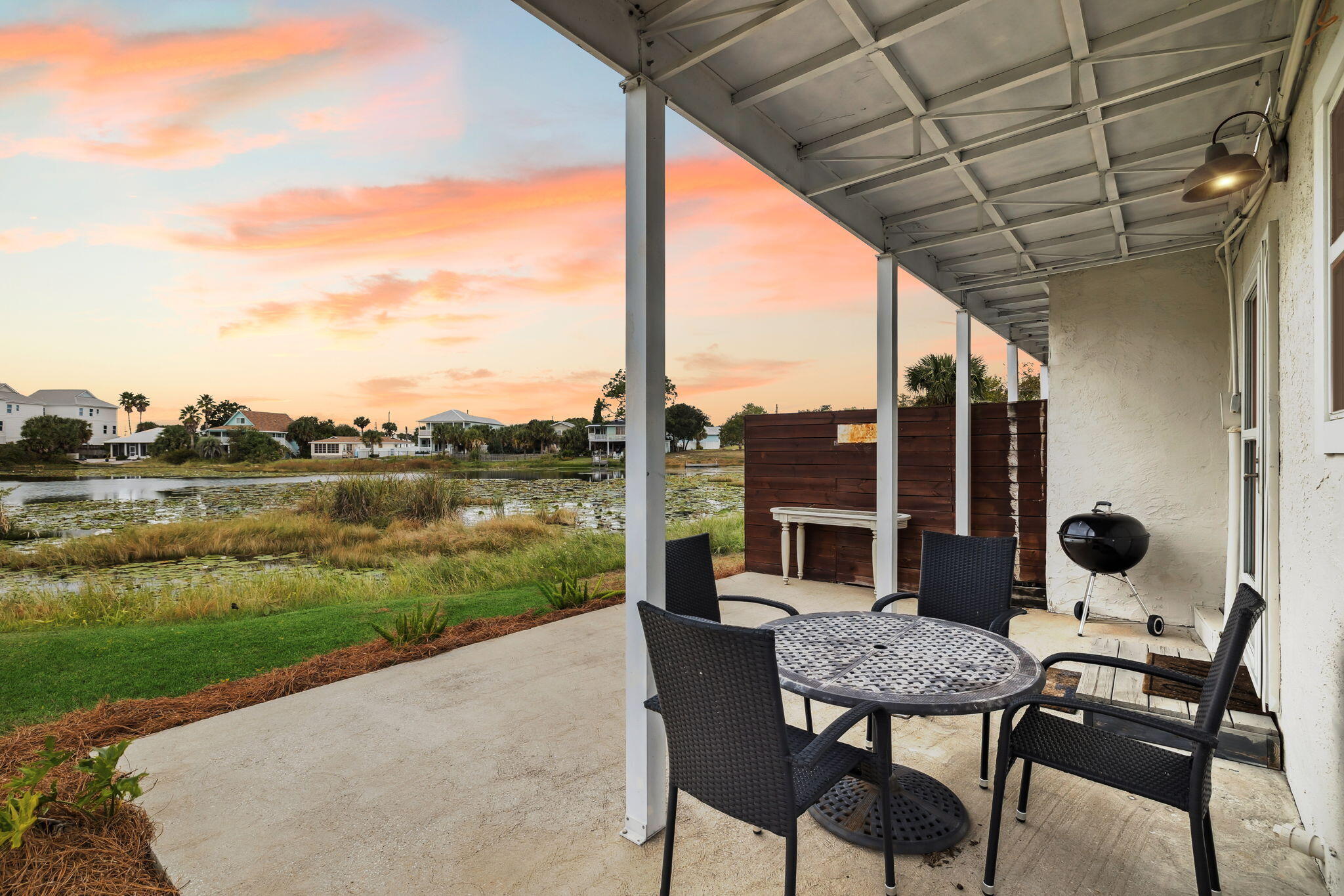 LAGUNA BEACH - Residential