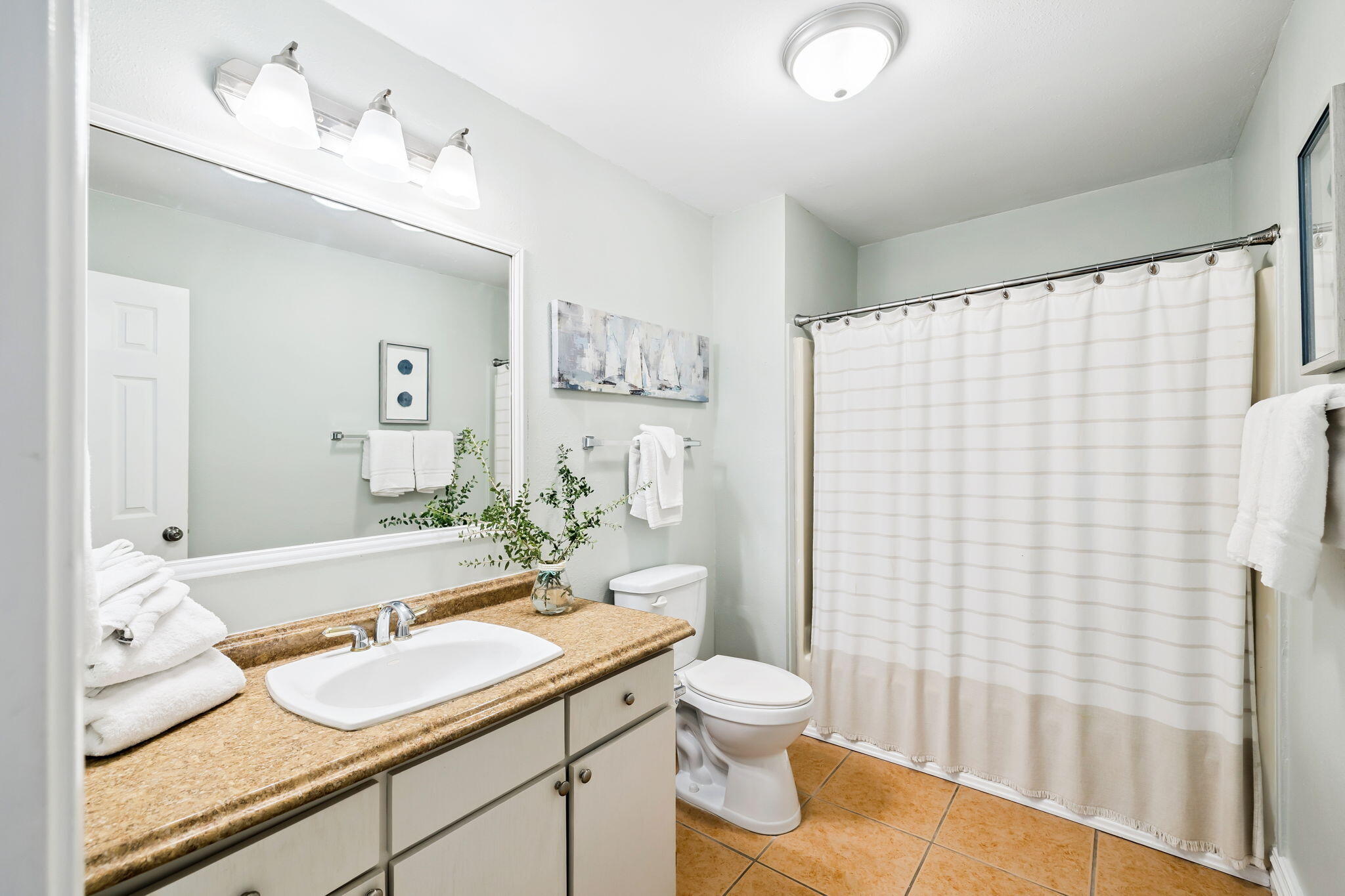 LAGUNA BEACH - Residential