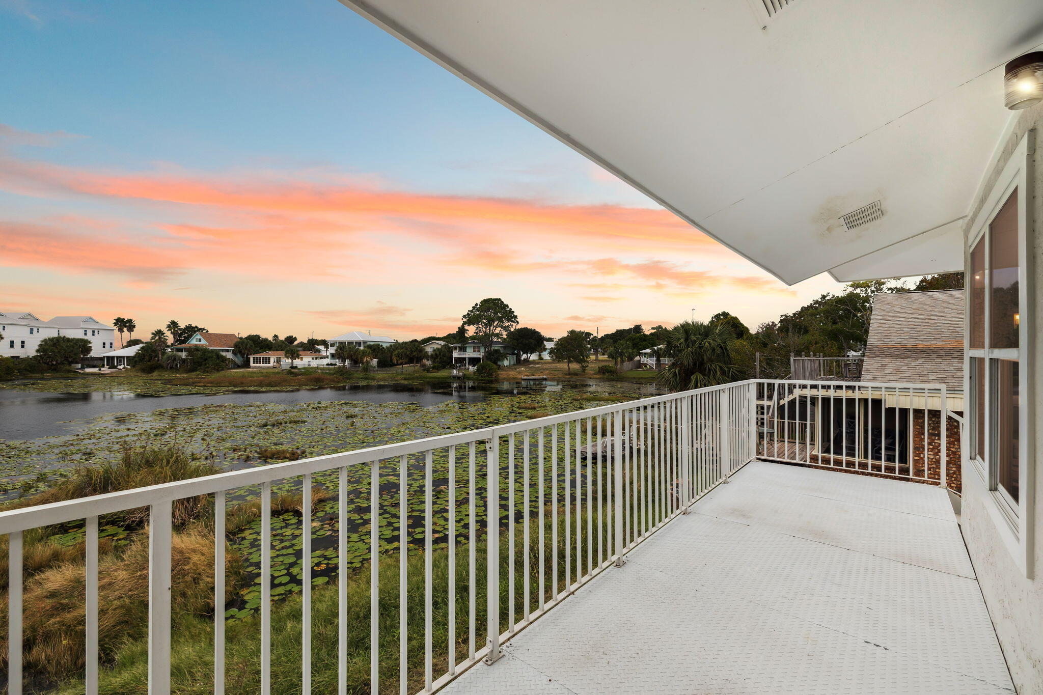 LAGUNA BEACH - Residential