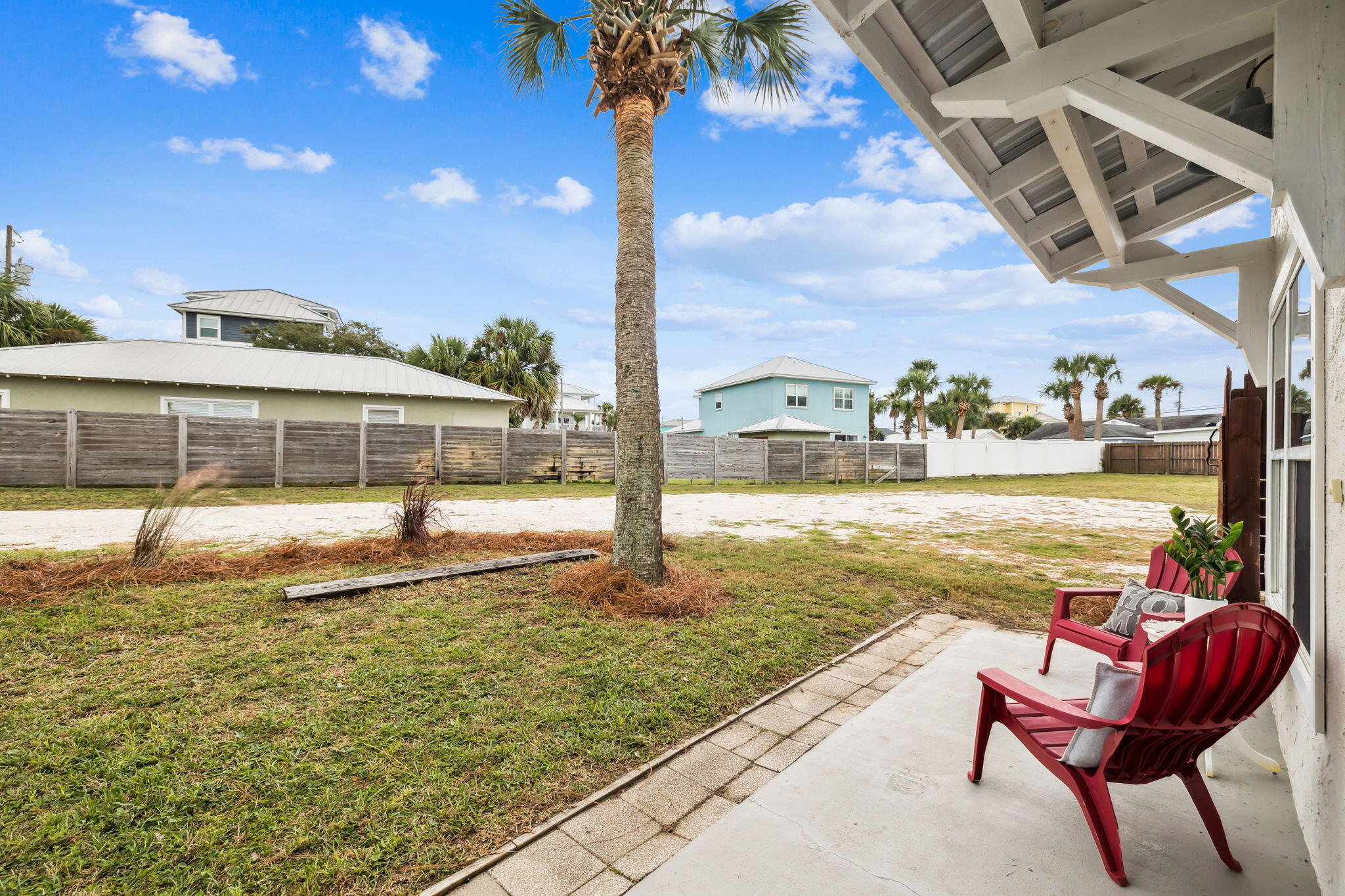 LAGUNA BEACH - Residential